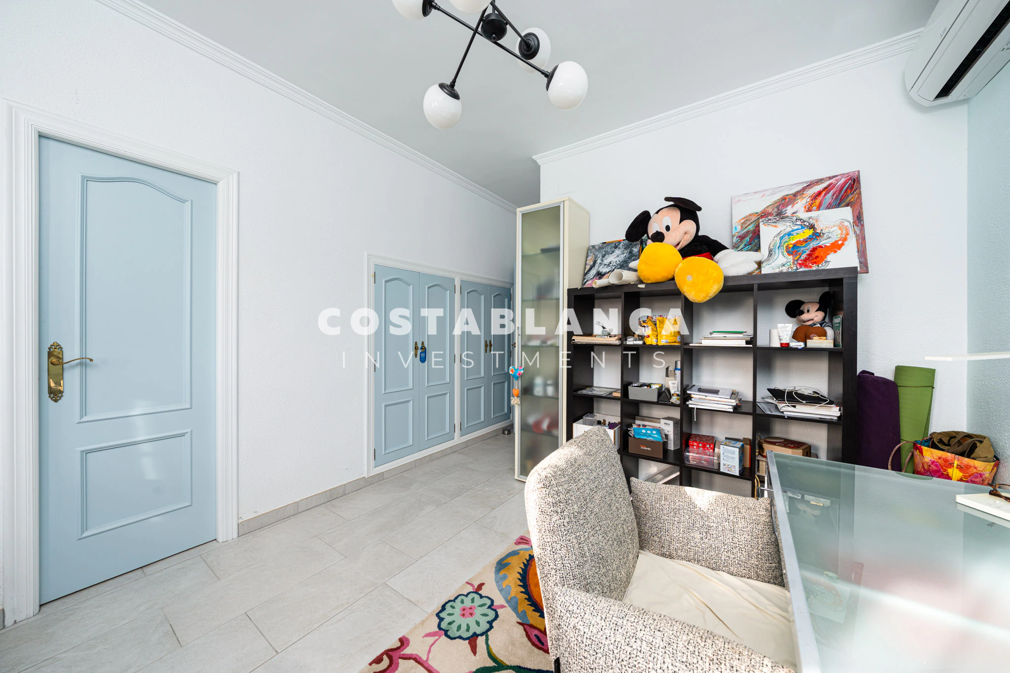 Fully Modernized Luxury Villa with Guest Apartment and Solar Energy for sale in Denia