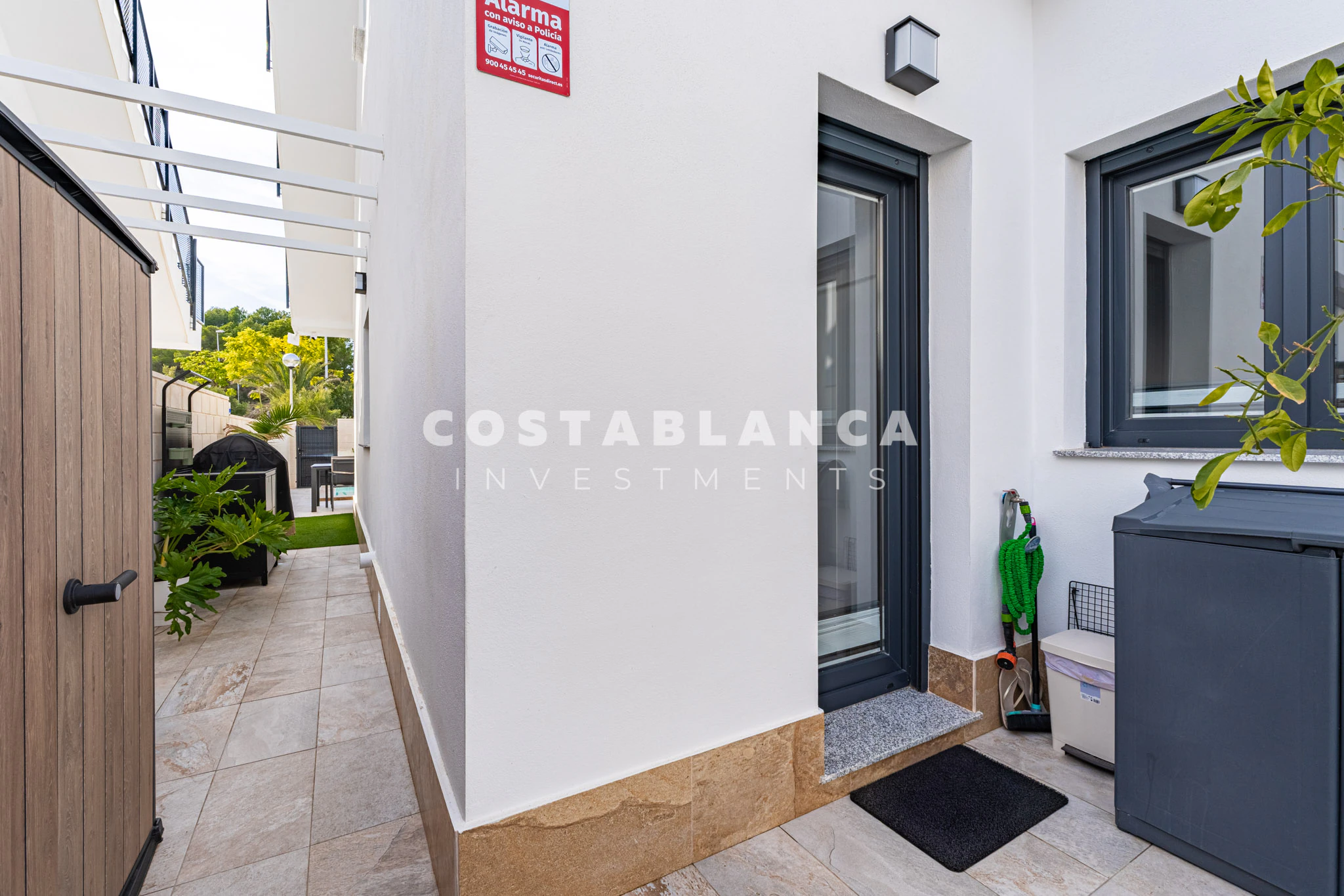 Modern Semi-Detached Villa for sale in Polop