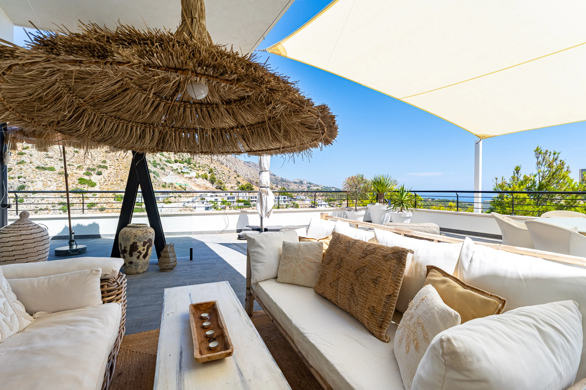 Luxury Villa in Altea with open views and High-End Finishes
