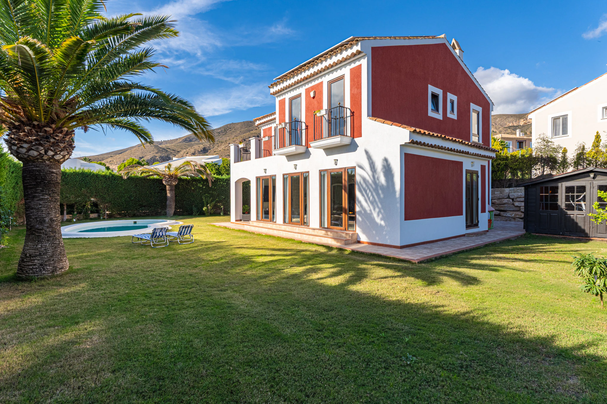 Renovated Mediterranean Villa for sale with Sea Views in Sierra Cortina, Finestrat
