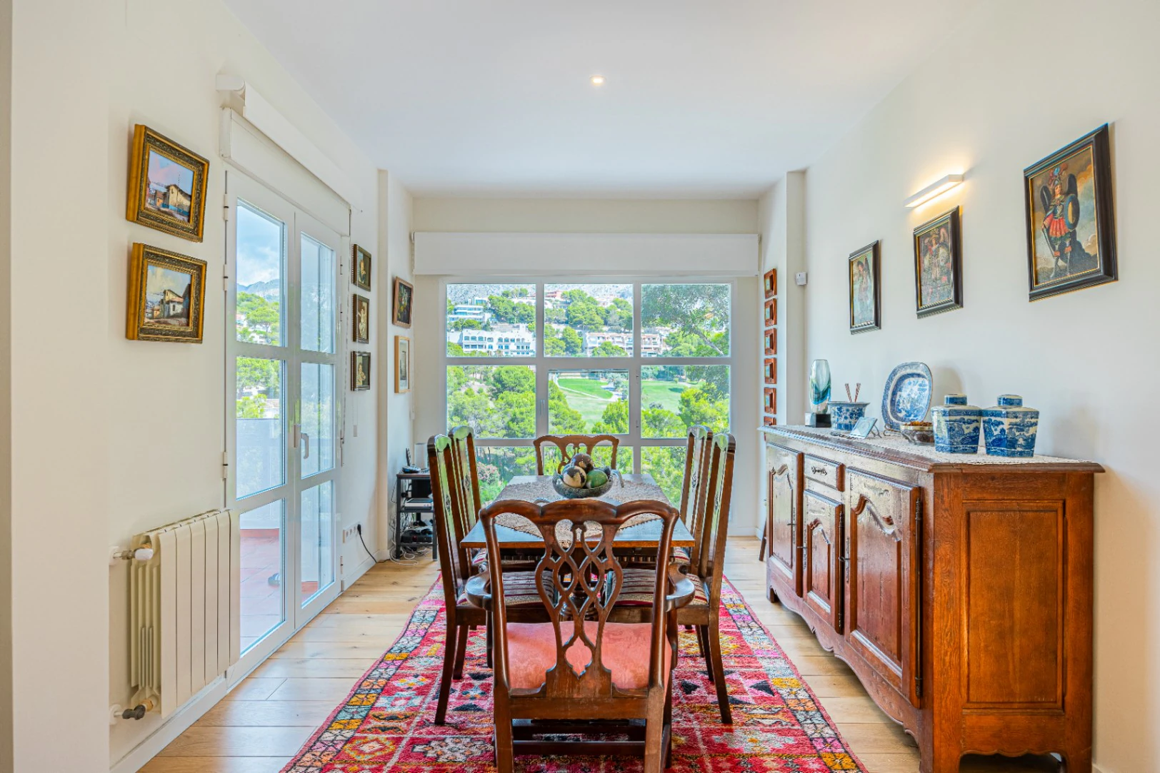 Geräumige Villa zum Verkauf in Altea la Vella mit Meerblick und Zugang zum Golfplatz