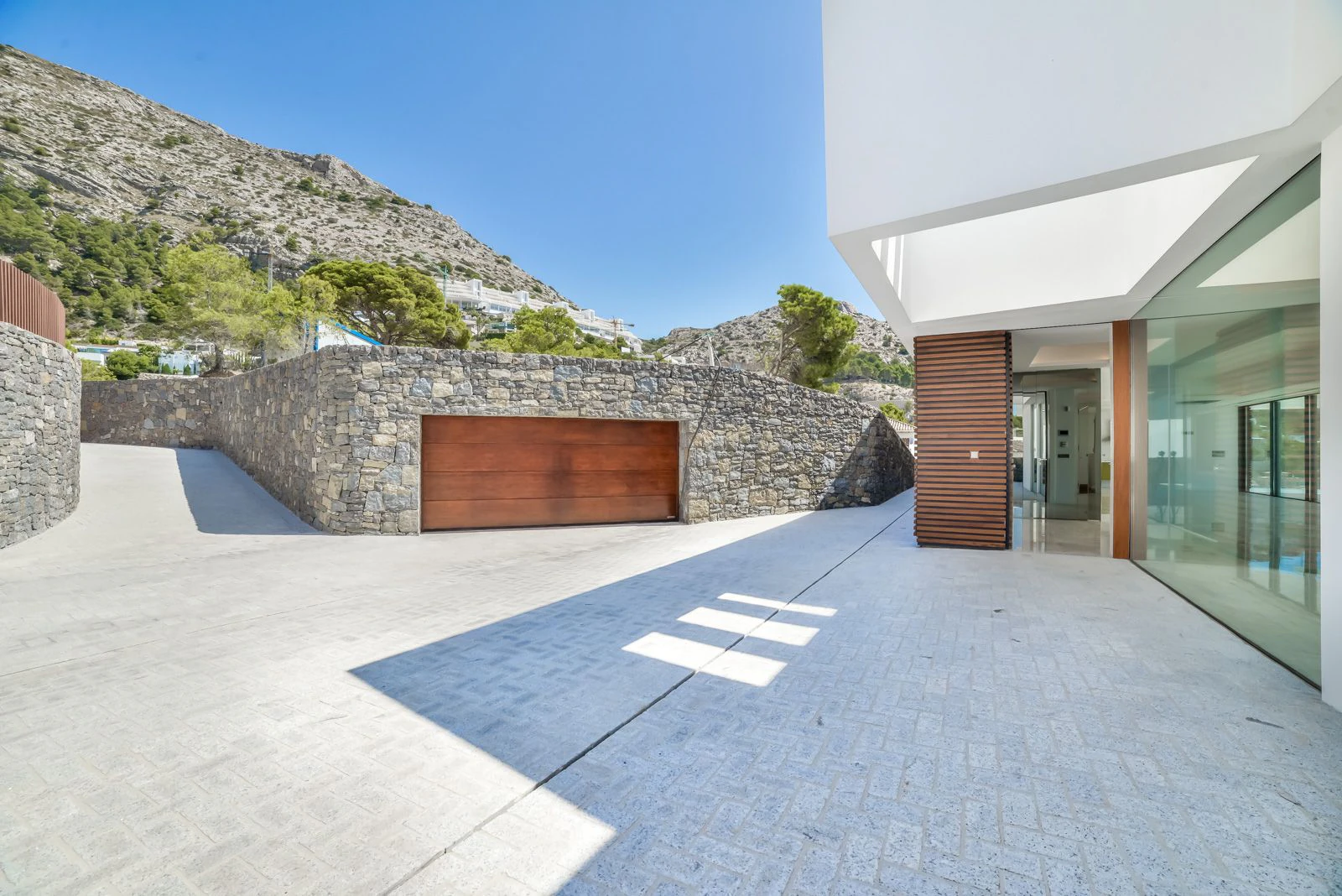 Villa de luxe avec vue panoramique sur la mer à vendre dans les collines d’Altea avec grande piscine