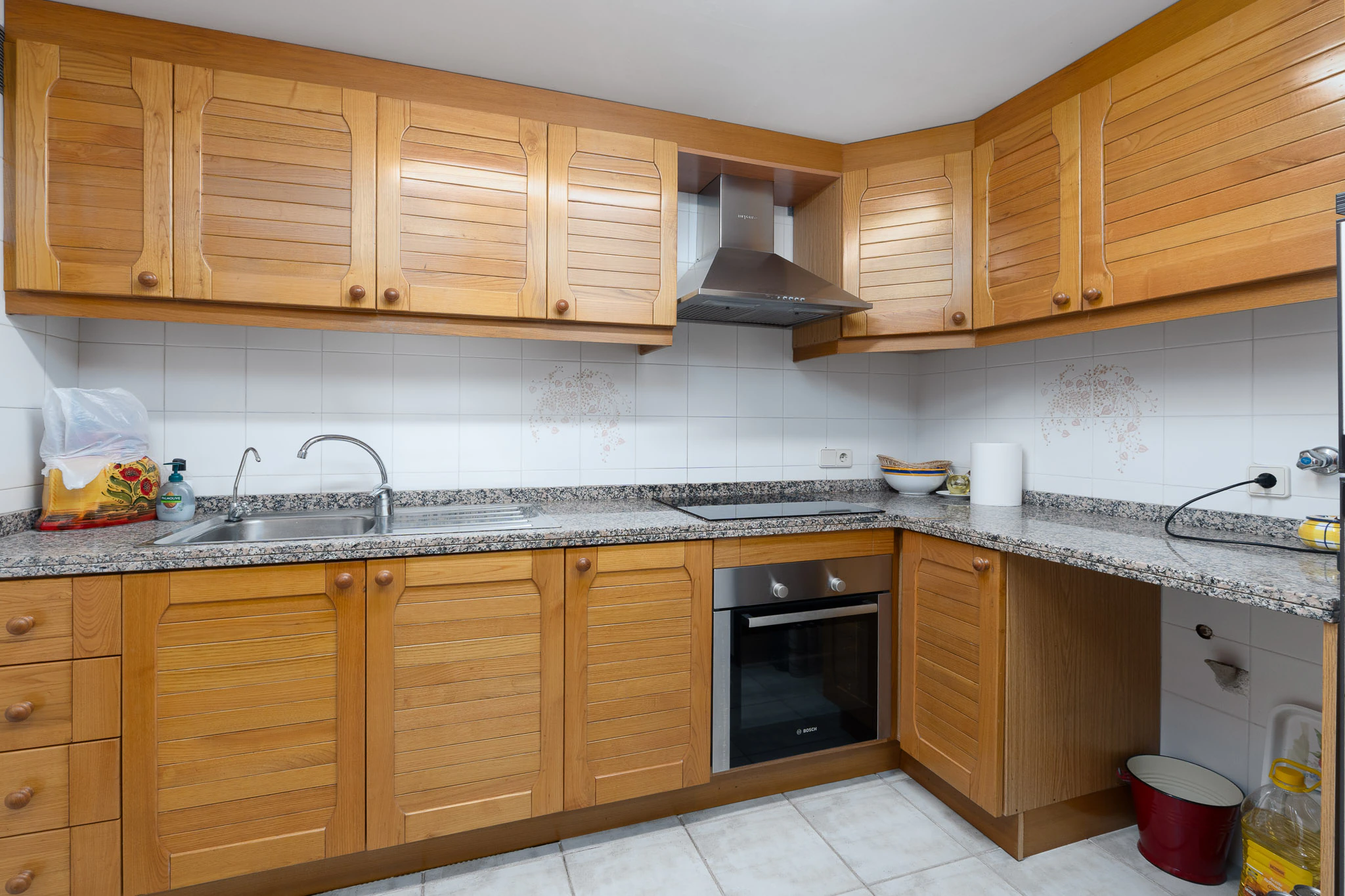 Atemberaubende Wohnung mit Meerblick im Herzen der Marina Campomanes