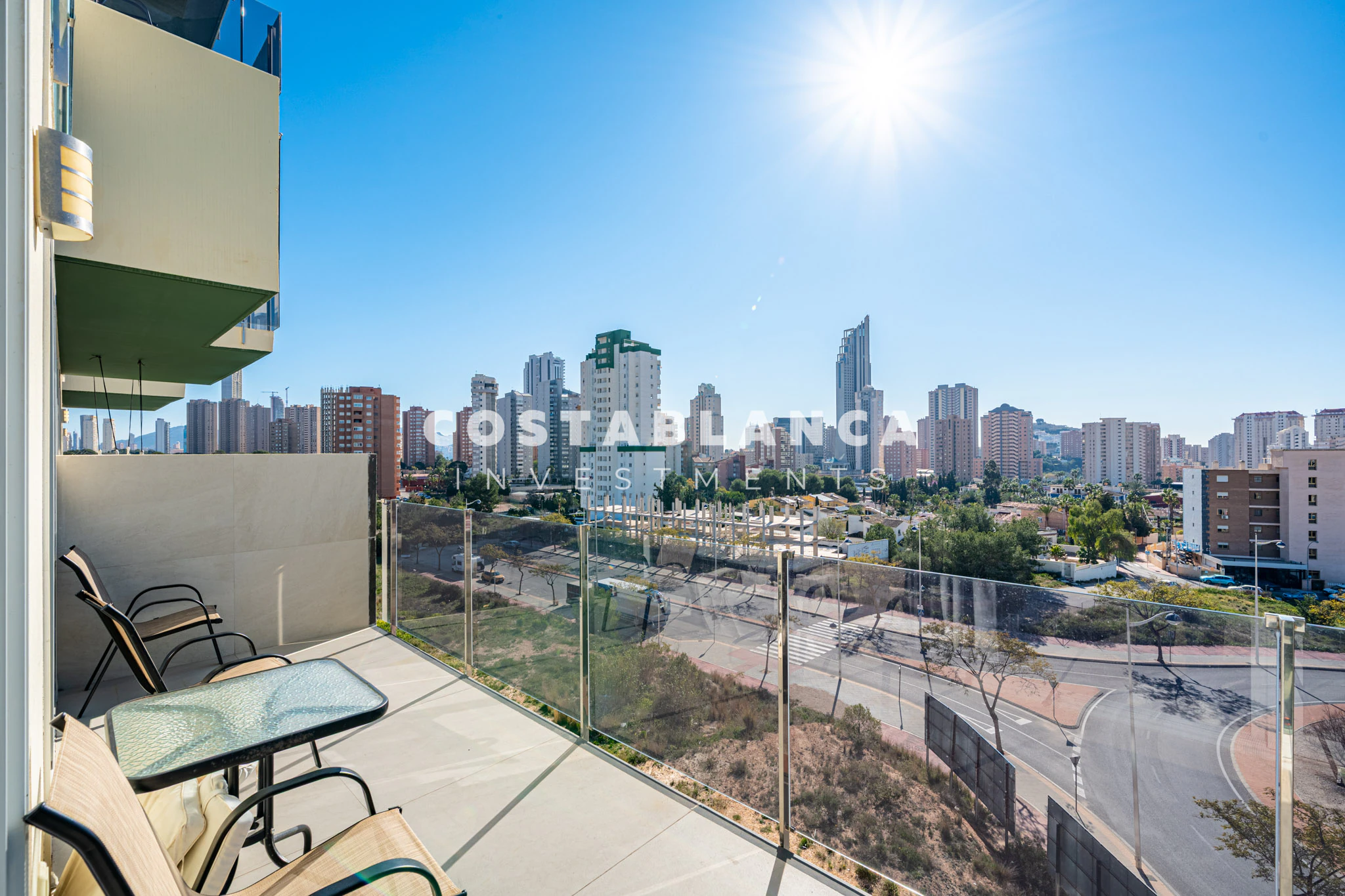 Stylish 2 Bedroom apartment Near Beach and Shopping for sale in Finestrat