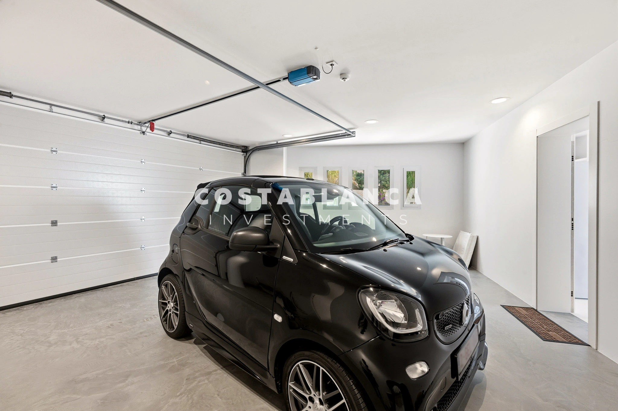 Luxury Penthouse with Panoramic Sea & Mountain Views for sale in Altea La Vella