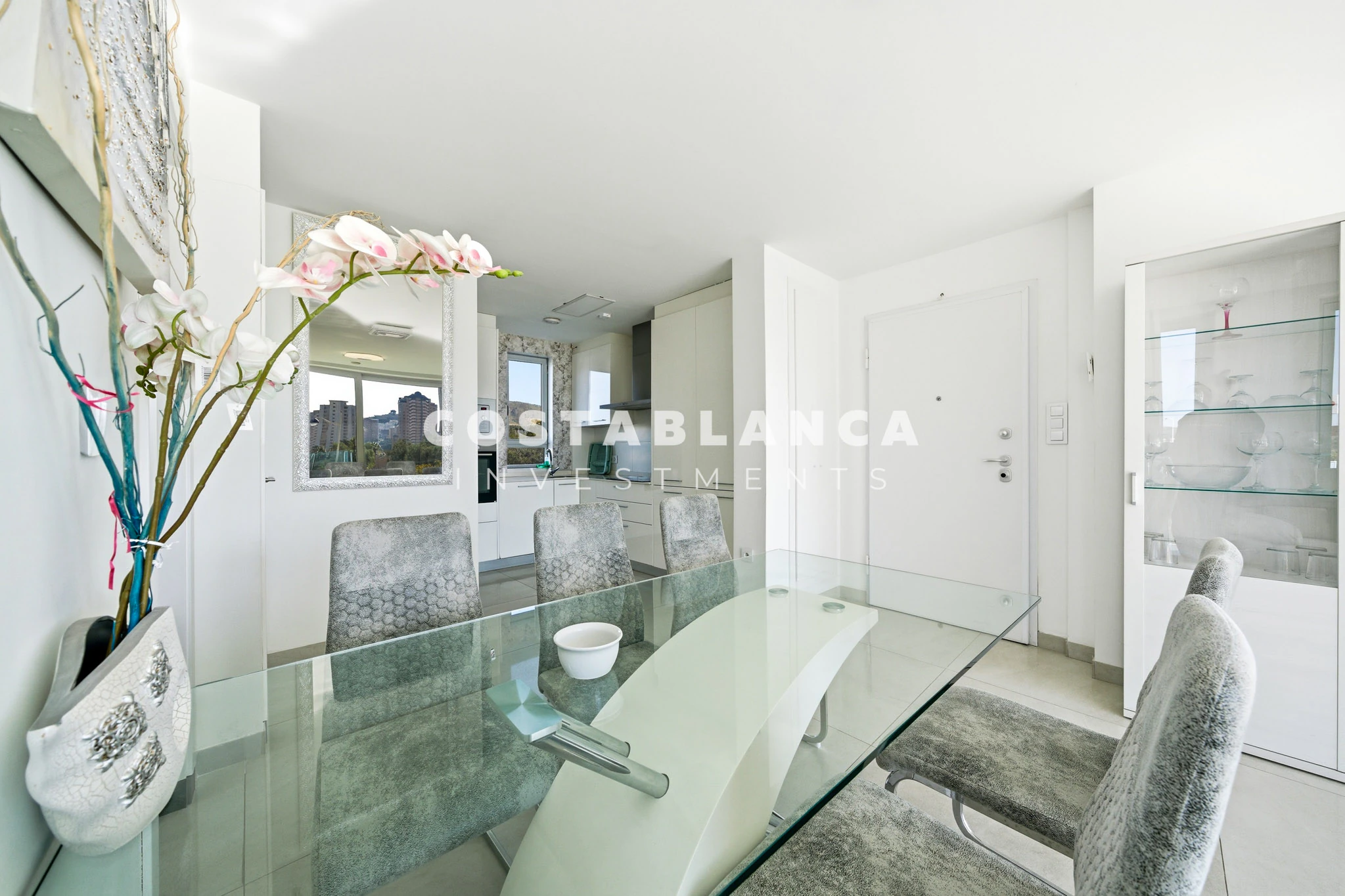 Beautiful 2 Bedroom Apartment for sale in Finestrat