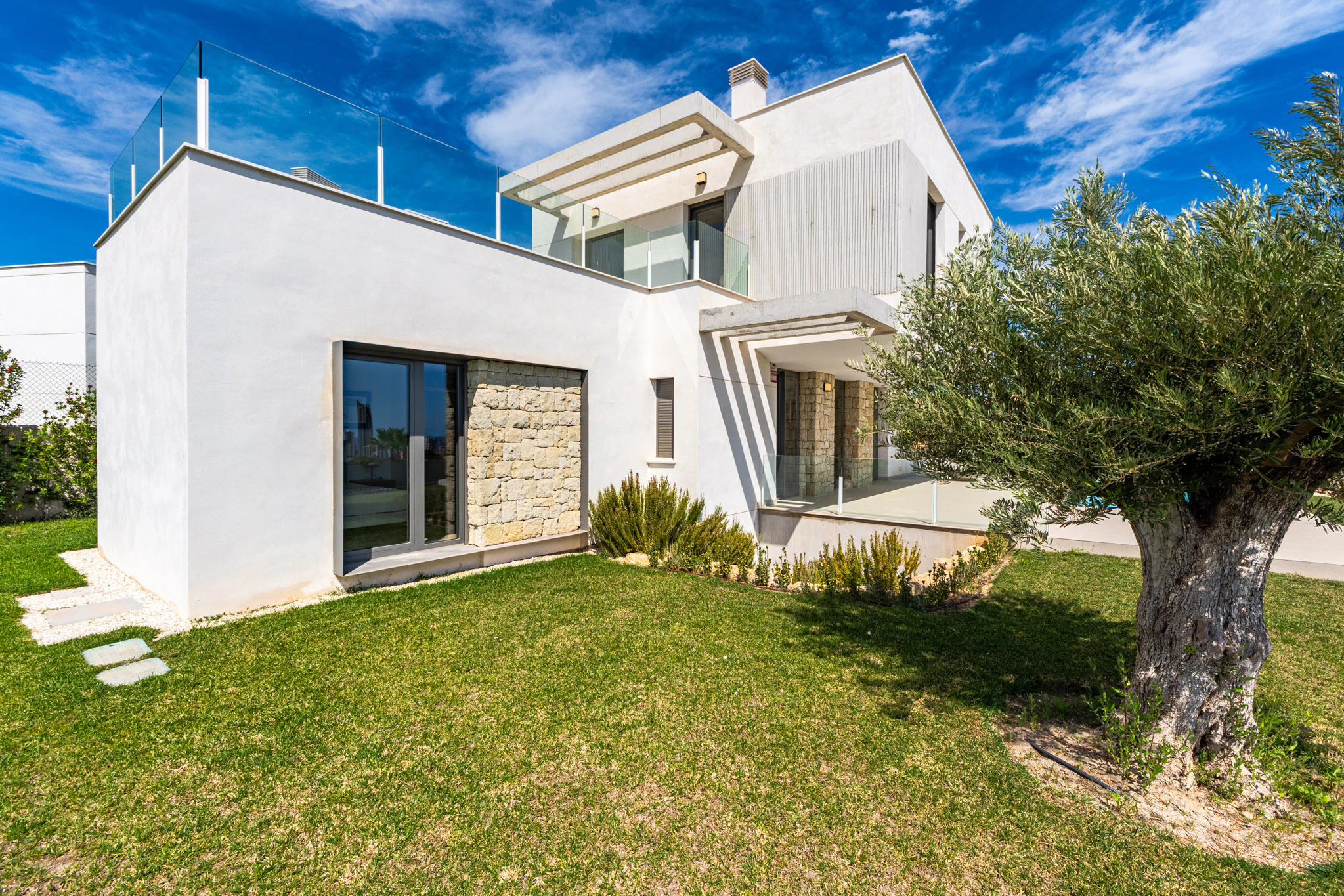 New Build Villa with Sea Views for sale in Finestrat