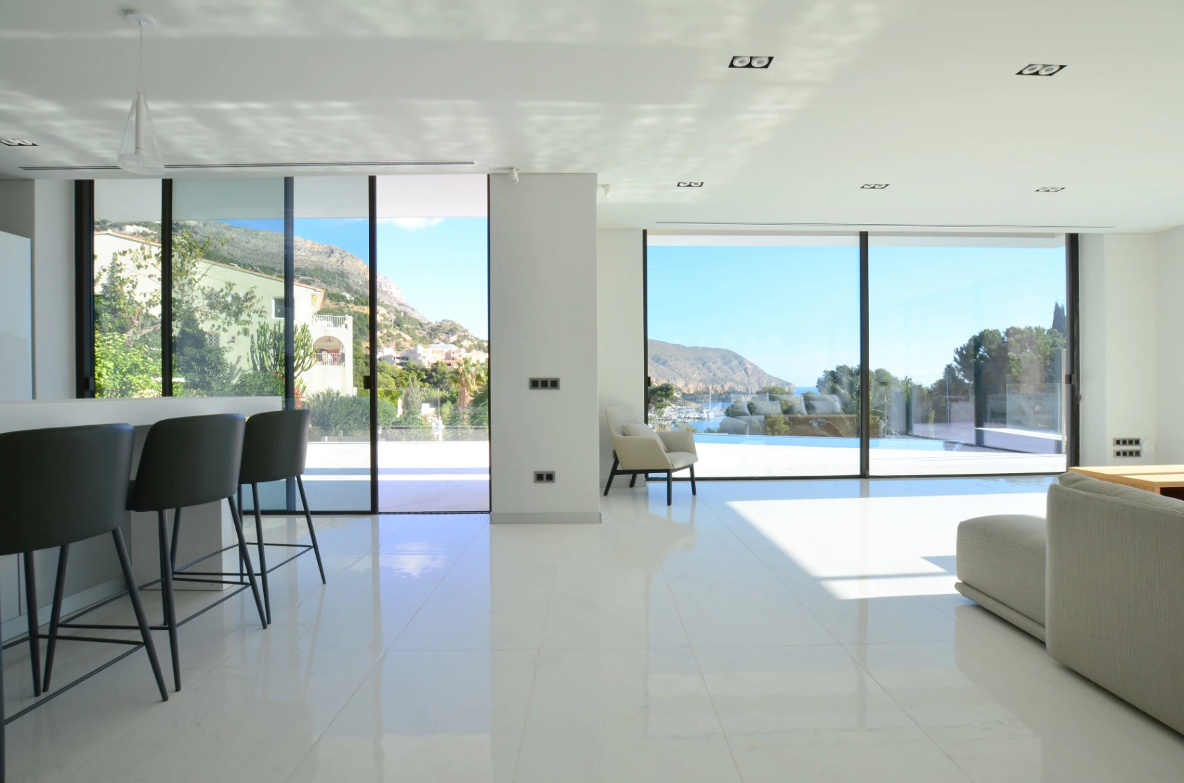 Seaviews Luxury Property for Sale in Mascarat, Altea