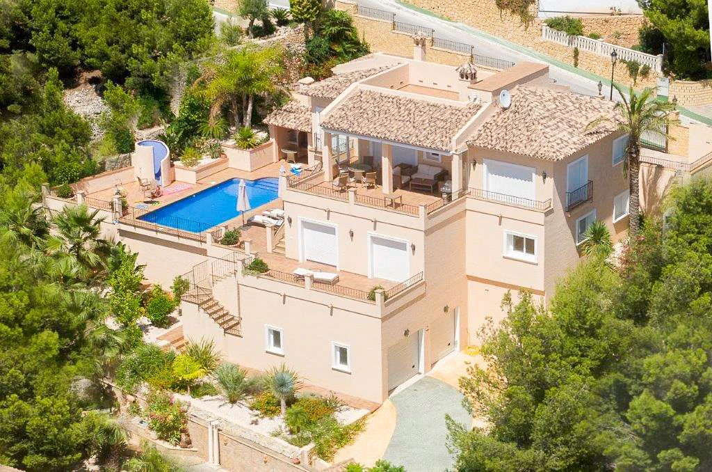 Villa méditerranéenne avec appartement d’hôtes et vue panoramique sur la mer à vendre à Altea Hills