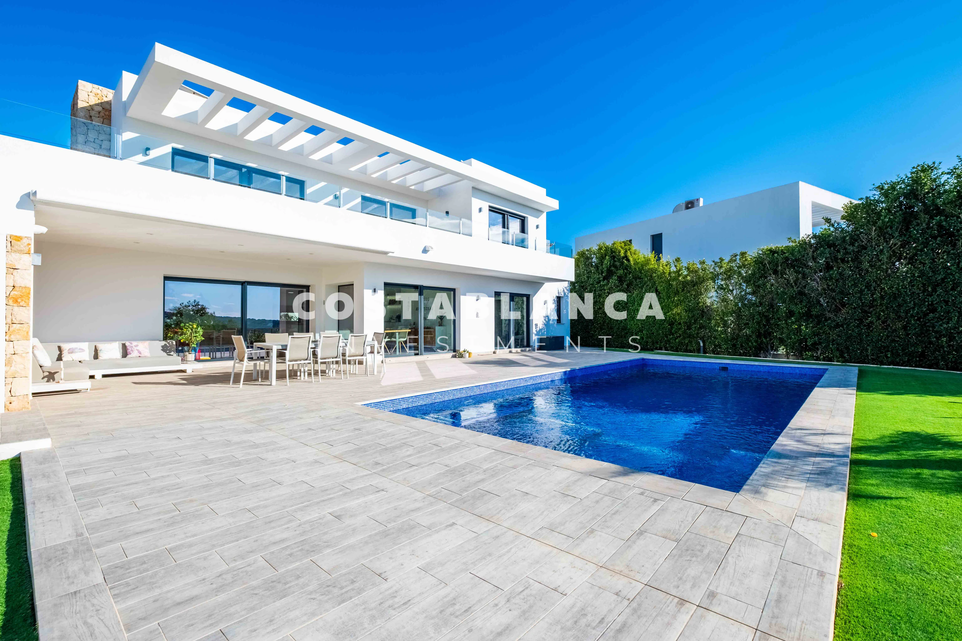 Villa Creta – Modern Luxury in a Premium Location Close to Moraira