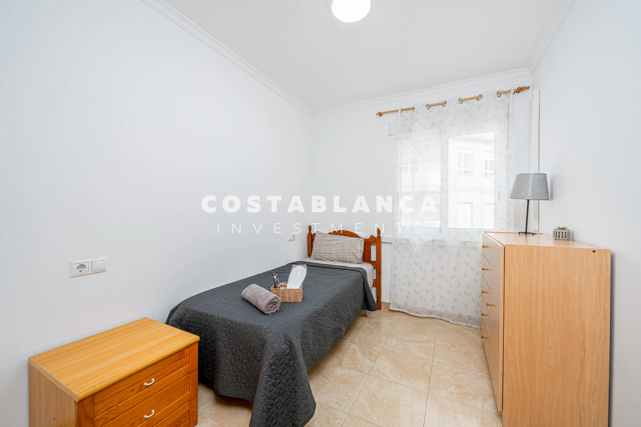 Spacious 3 Bedroom, Apartment in Central Dénia