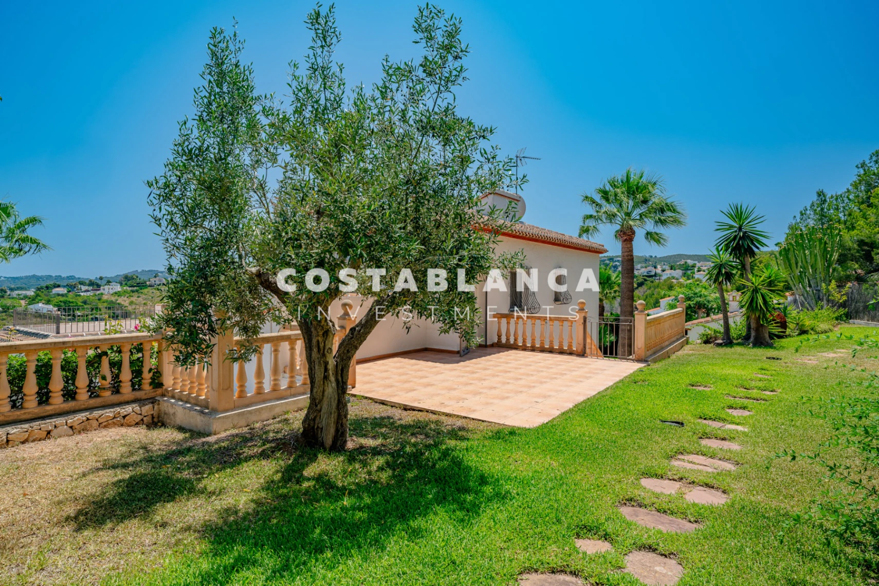 Double Plot Luxury with Uninterrupted Green Zone and Sea Views for sale in Javea