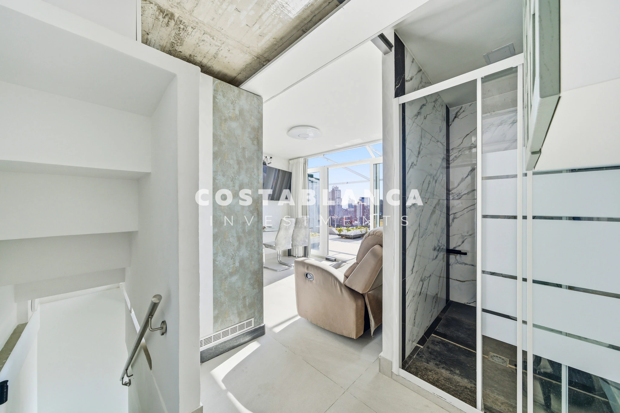 Full Modern Apartment Building 10 Minutes from the Beach for Sale in Finestrat