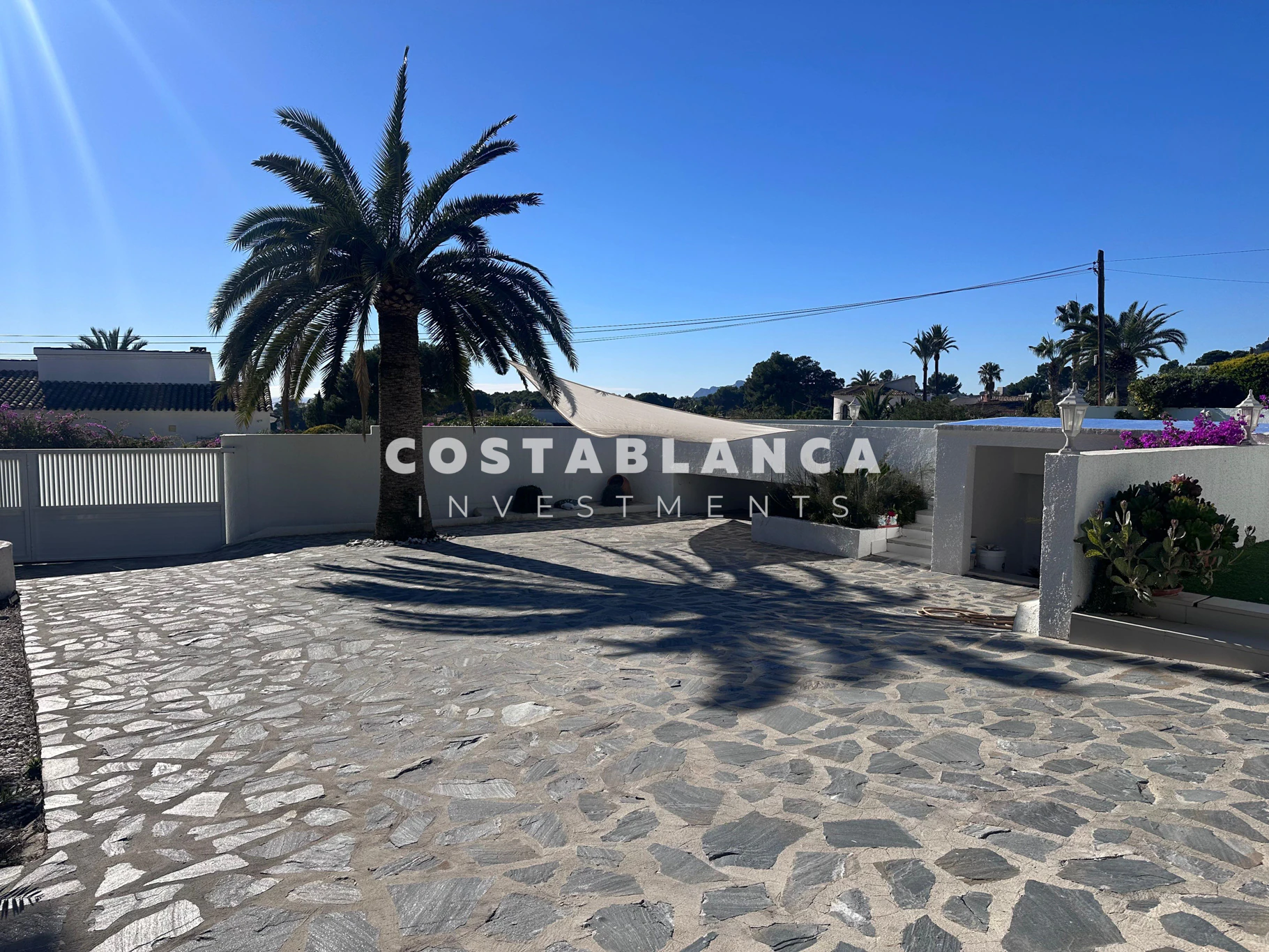 Sunny Mediterranean villa for sale in Moraira