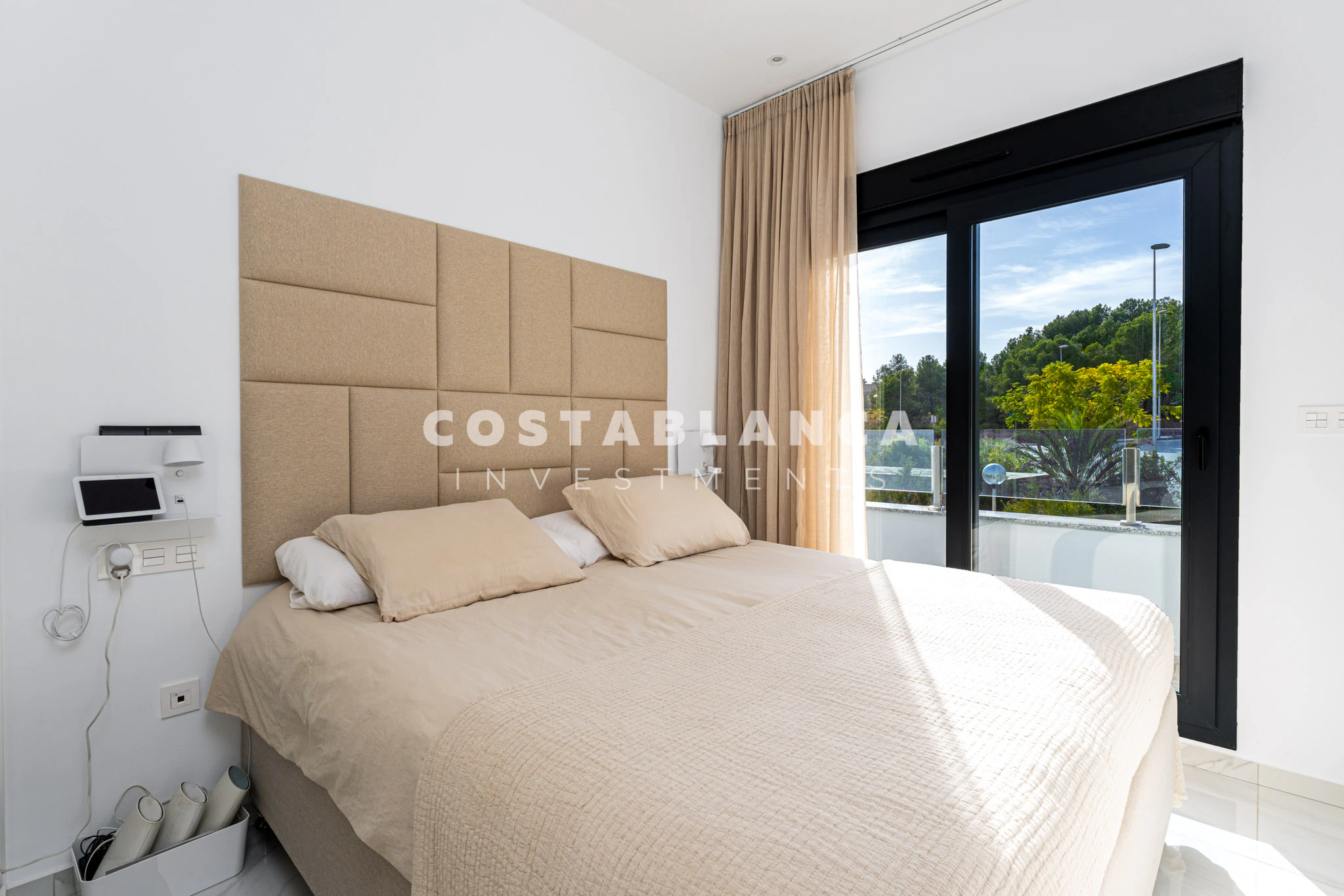 Modern Semi-Detached Villa for sale in Polop