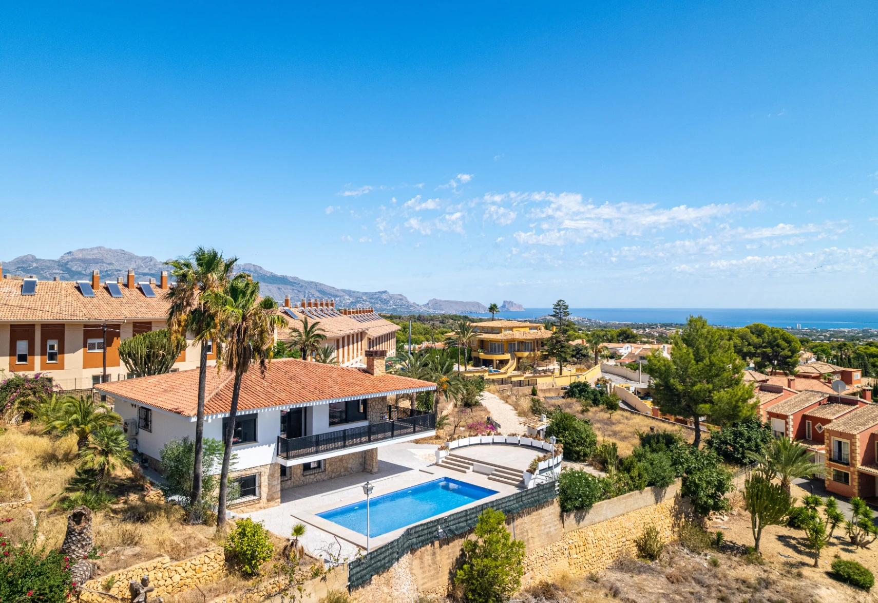 Spacious Modern Villa for sale in La Nucia with Large Plot and Views