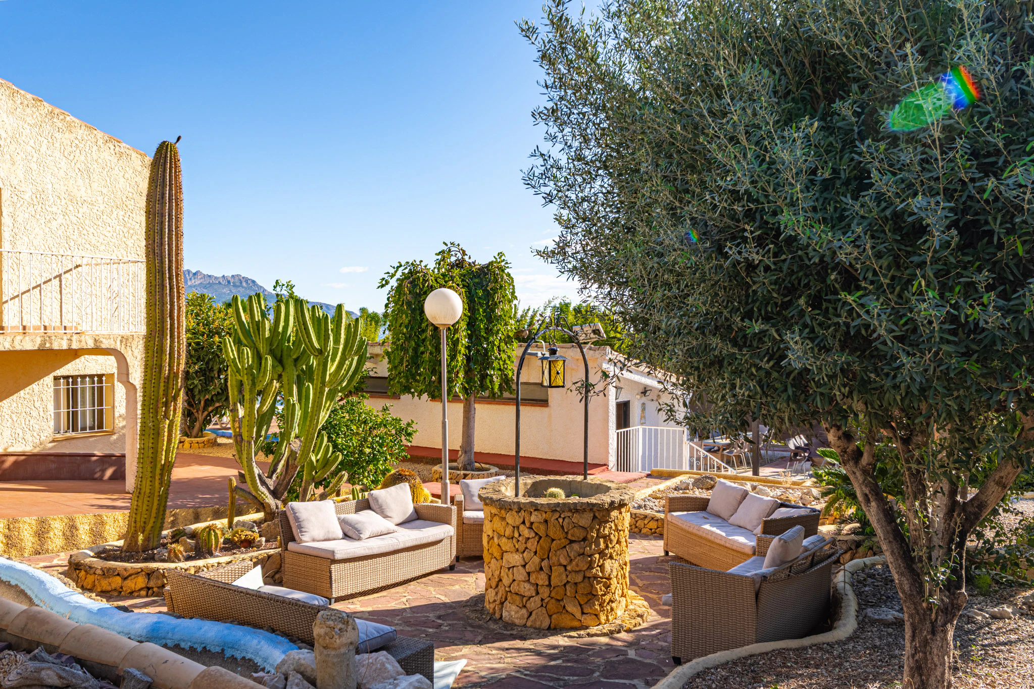 Spacious Villa With Sports Areas, Guest Apartment for sale in Polop