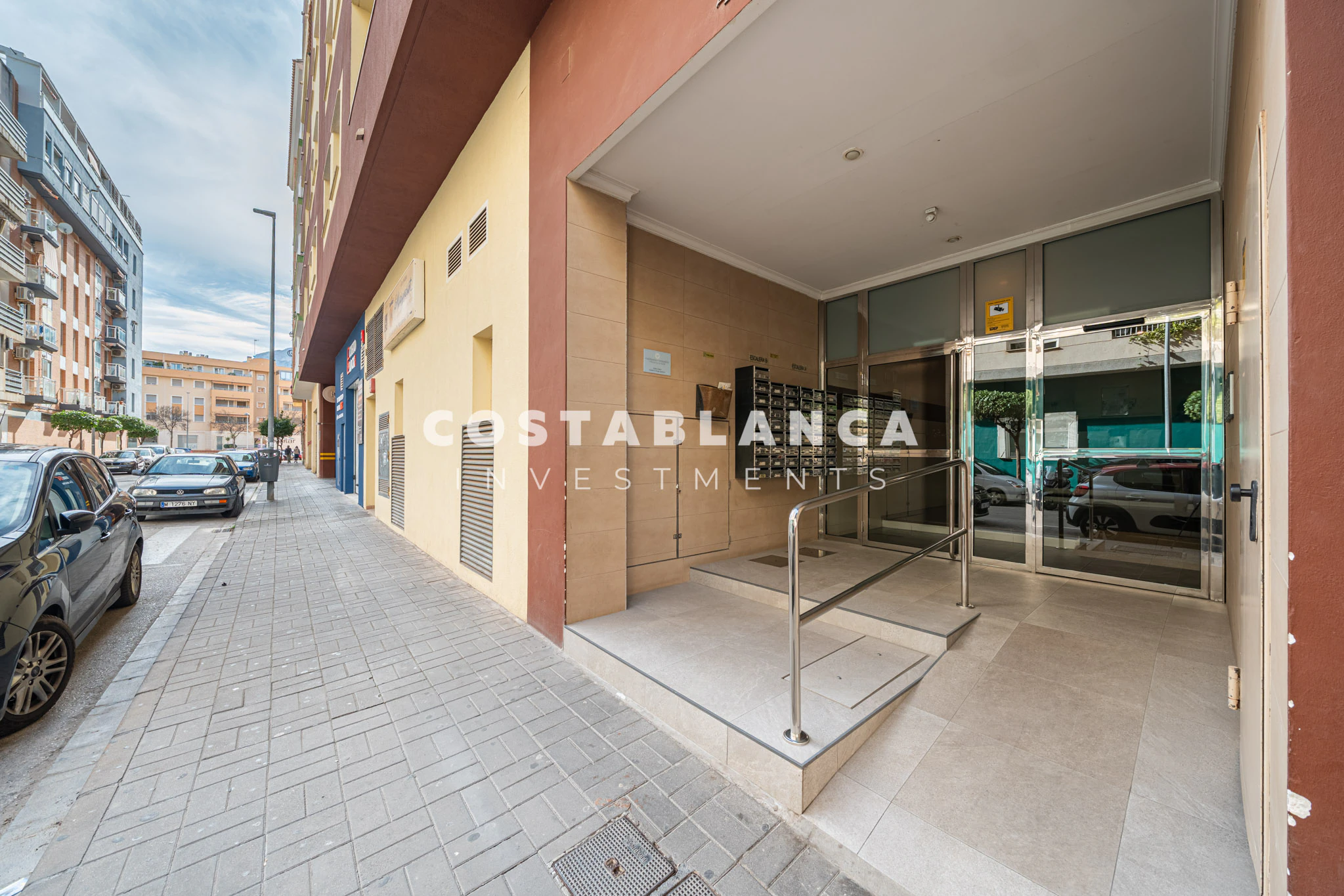 Spacious 3 Bedroom, Apartment in Central Dénia