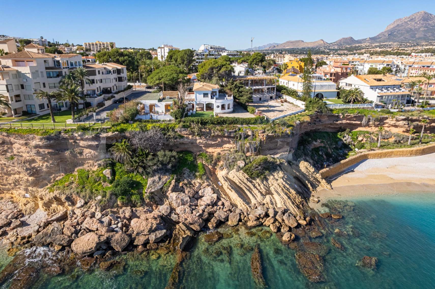 Eine einmalige Gelegenheit am Klippenrand zum Verkauf in El Albir