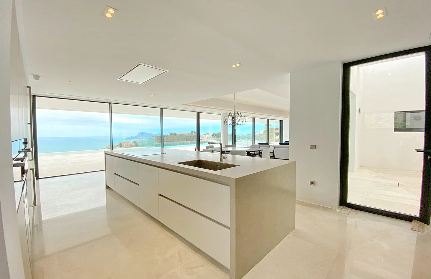 Villa de luxe avec vue panoramique sur la mer à vendre dans les collines d’Altea avec grande piscine