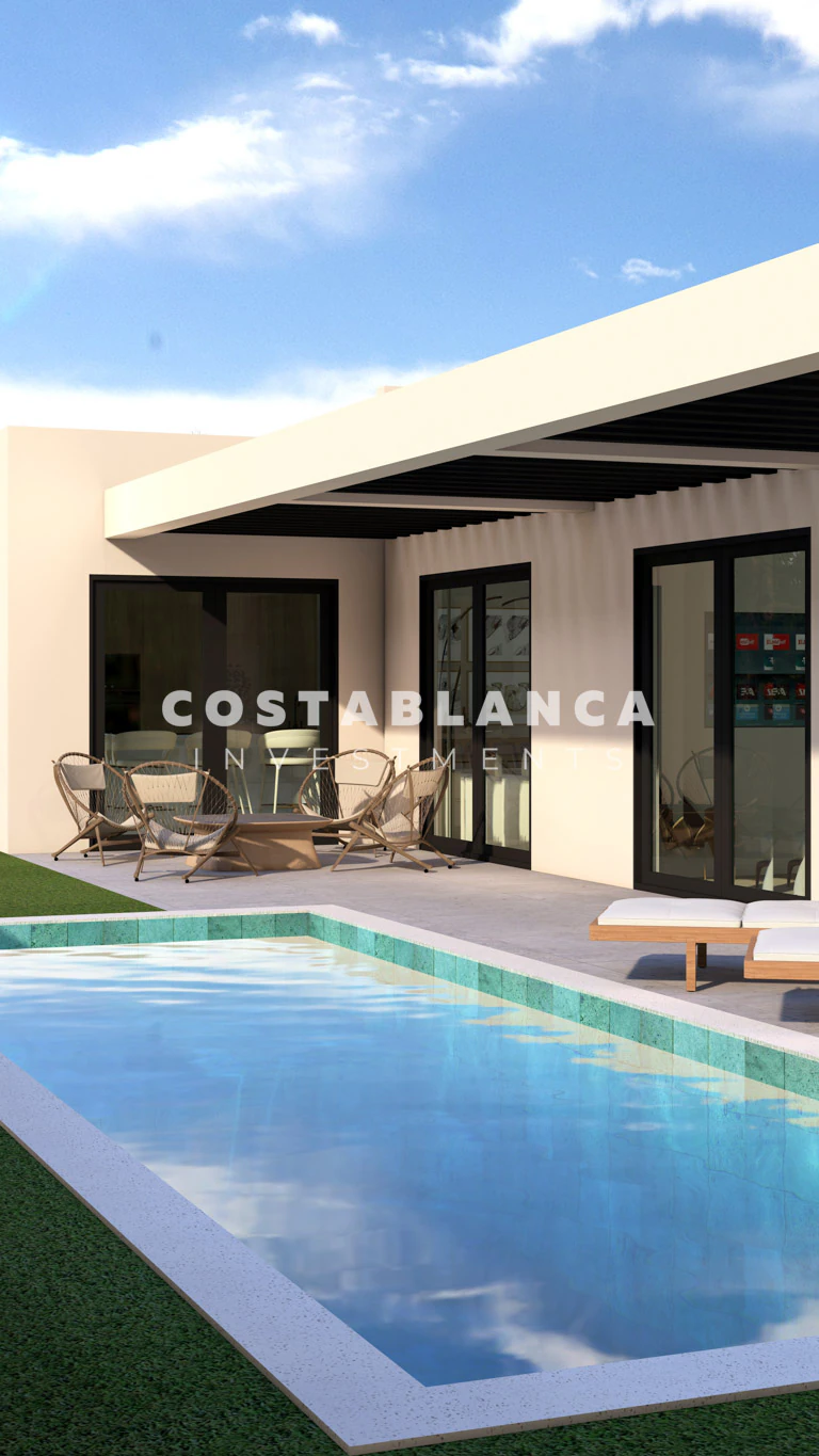 Contemporary Mediterranean Villas with Rooftop Solarium for sale in Finestrat