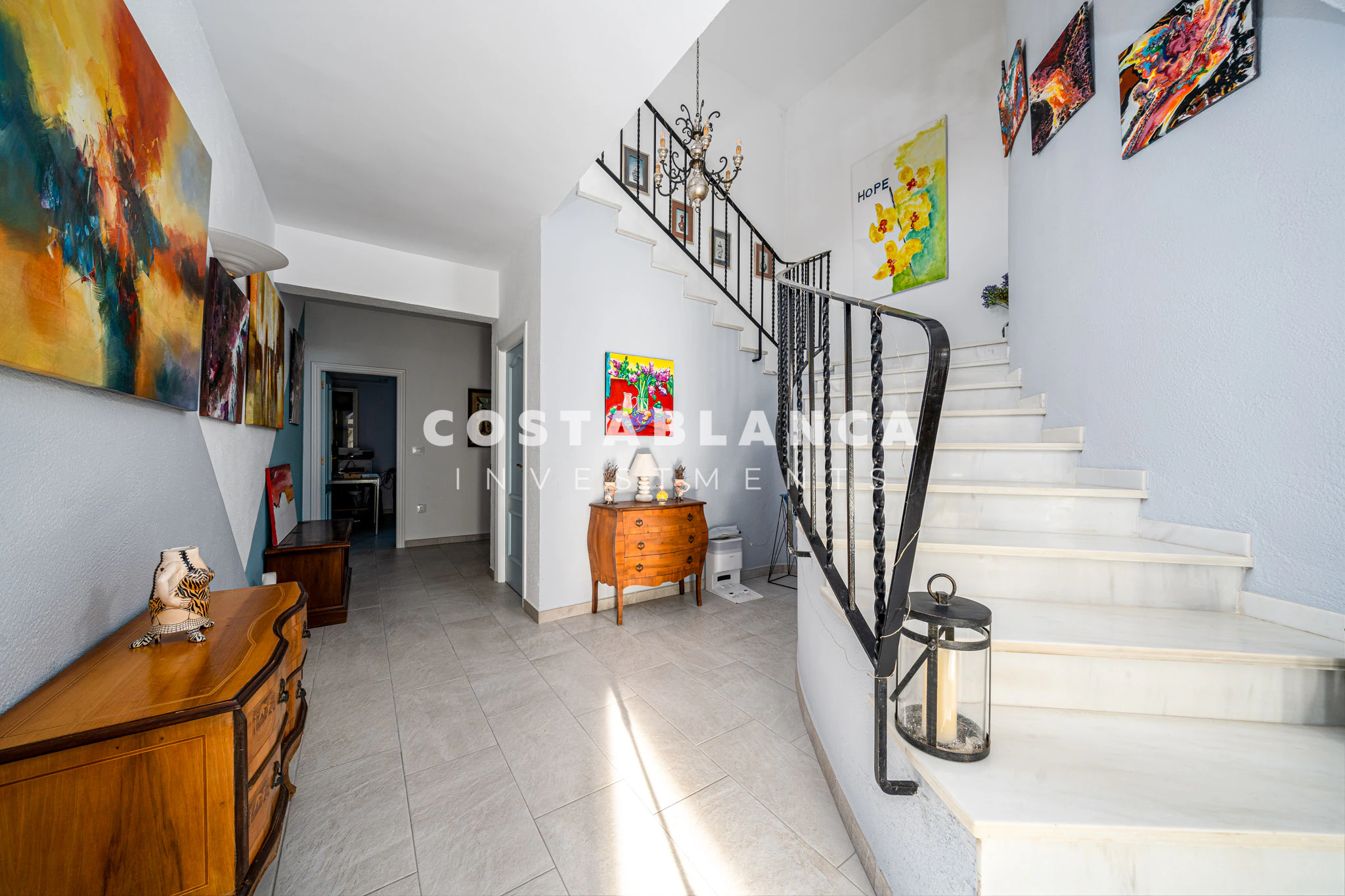 Fully Modernized Luxury Villa with Guest Apartment and Solar Energy for sale in Denia