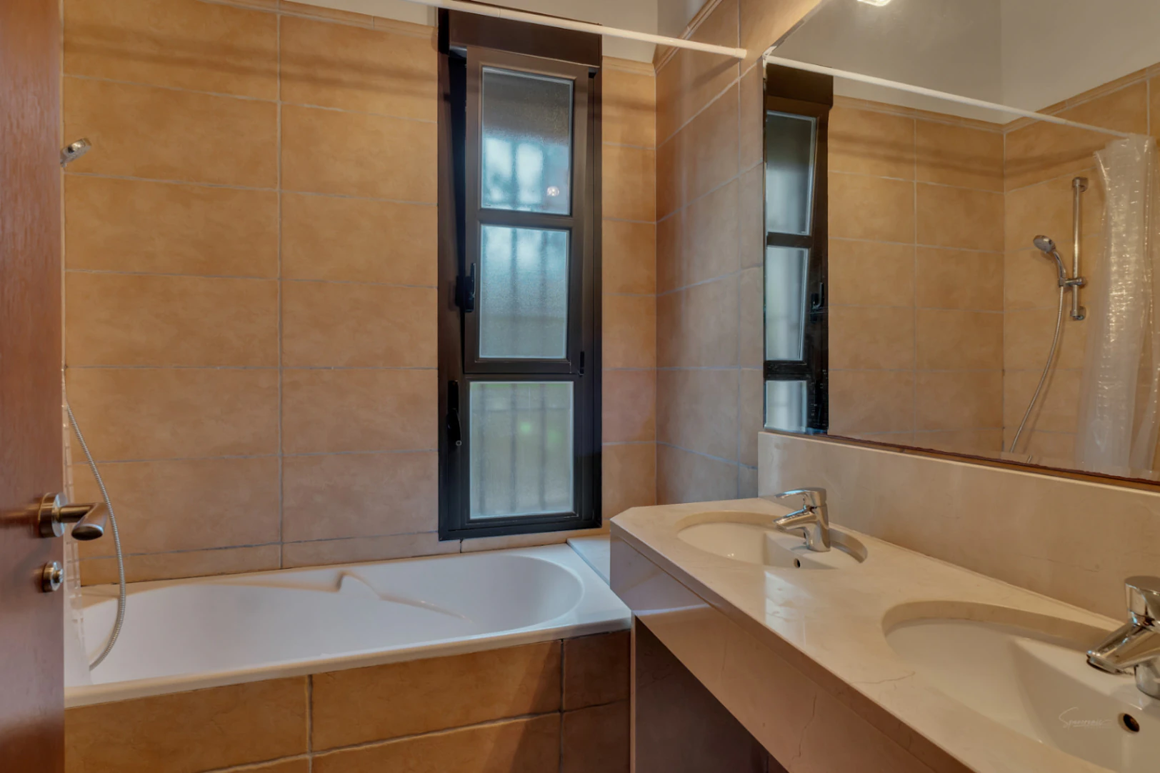Impresionante Villa a la venta en Jávea, con piscina interior y exterior