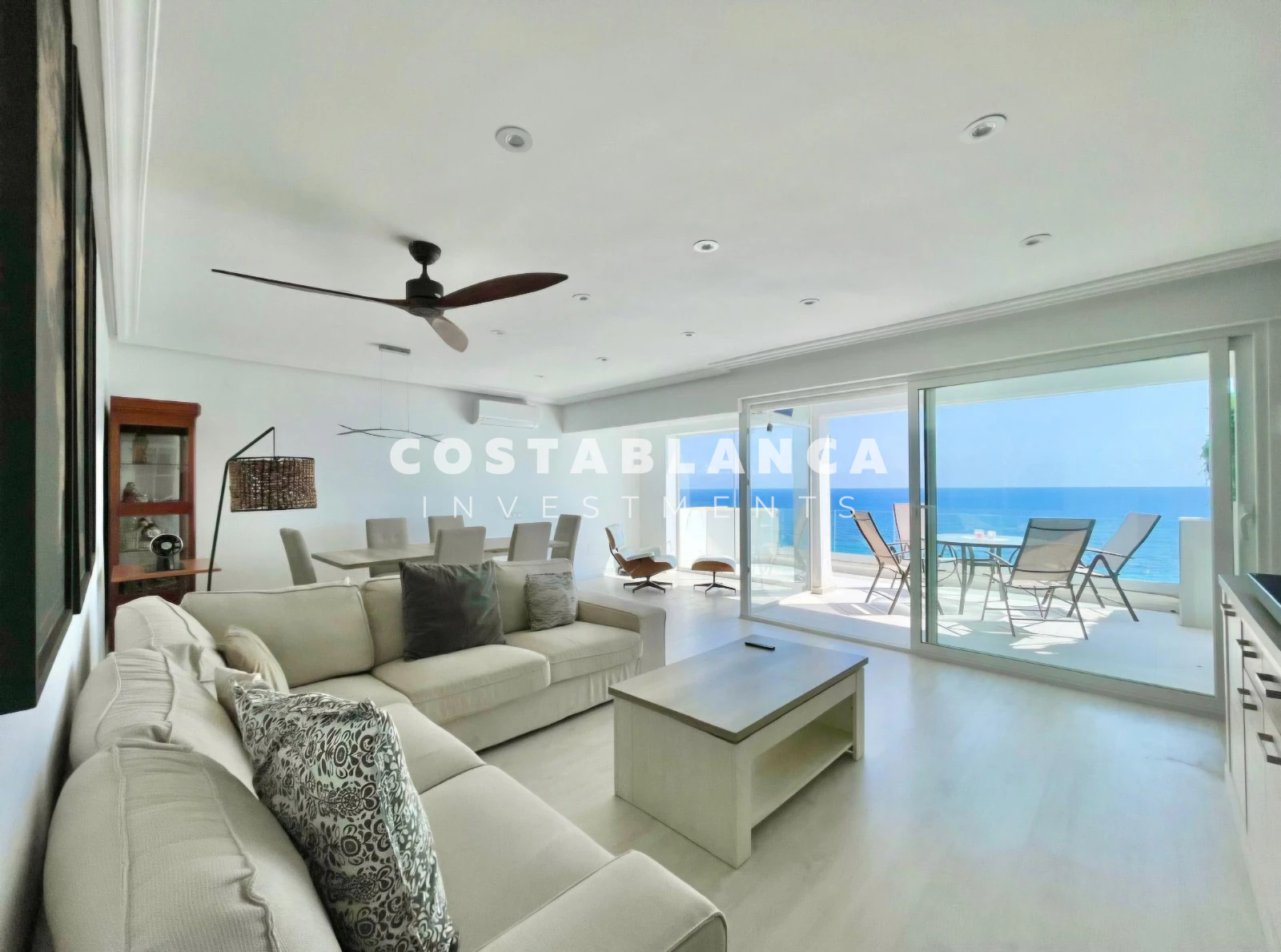 Penthouse in erster Linie mit Panoramablick auf das Meer zu verkaufen in Benidorm