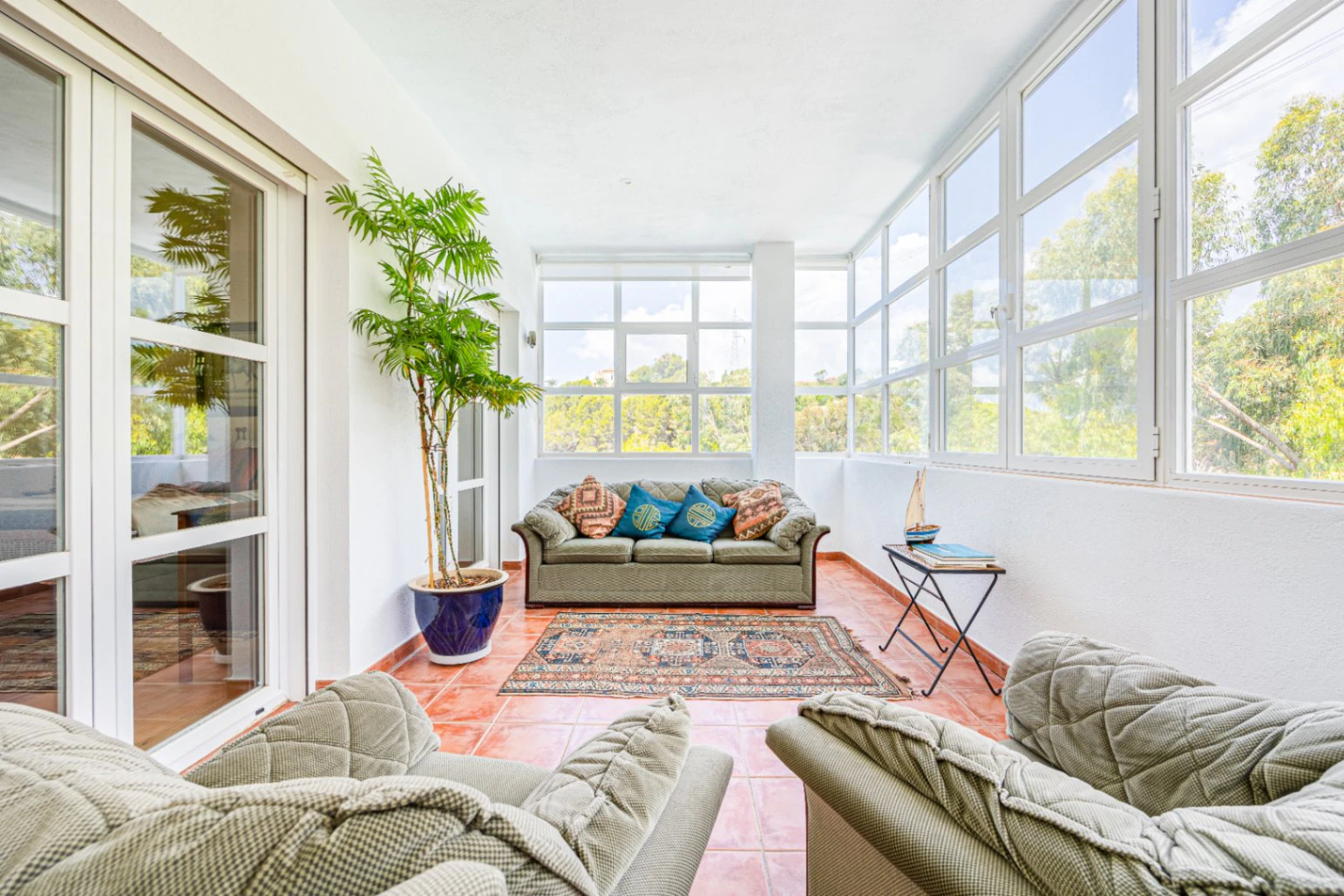 Geräumige Villa zum Verkauf in Altea la Vella mit Meerblick und Zugang zum Golfplatz