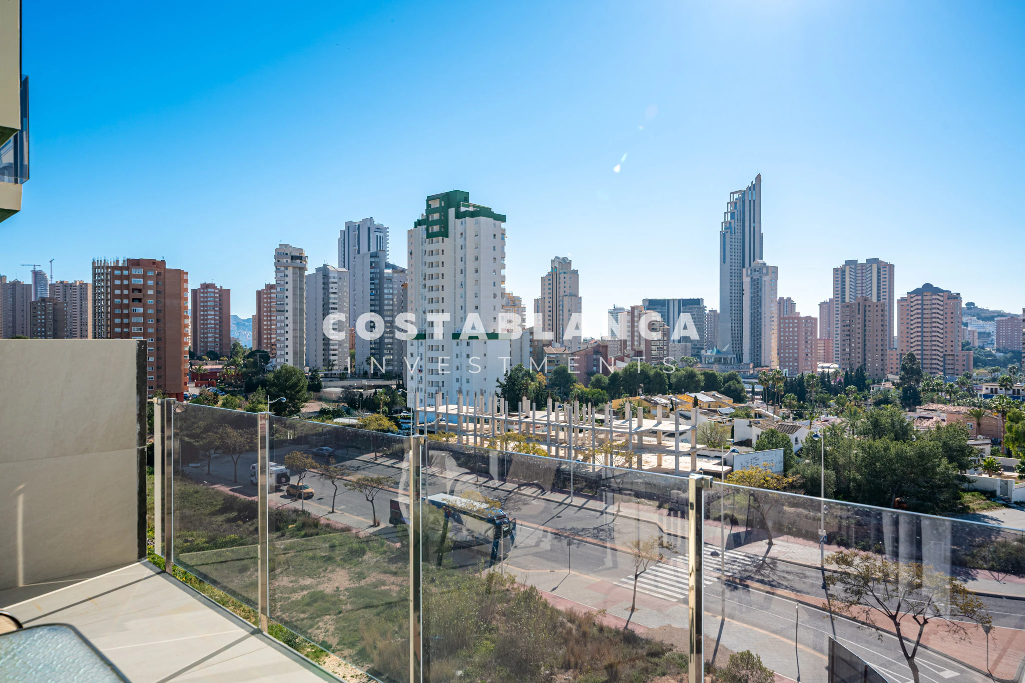 F117 - Stylish 2 Bedroom apartment Near Beach and Shopping for sale in Finestrat