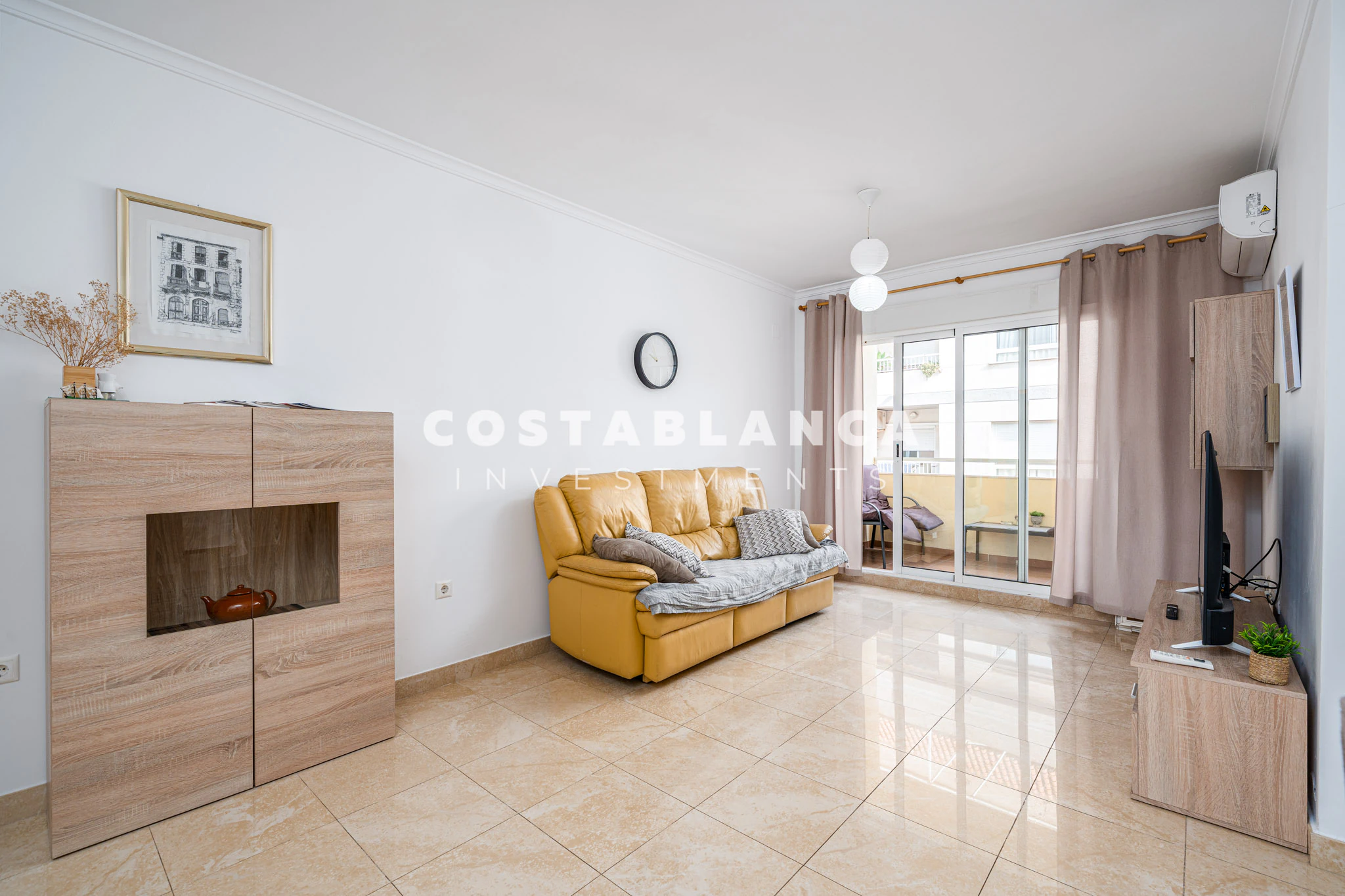 D14 - Spacious 3 Bedroom, Apartment in Central Dénia