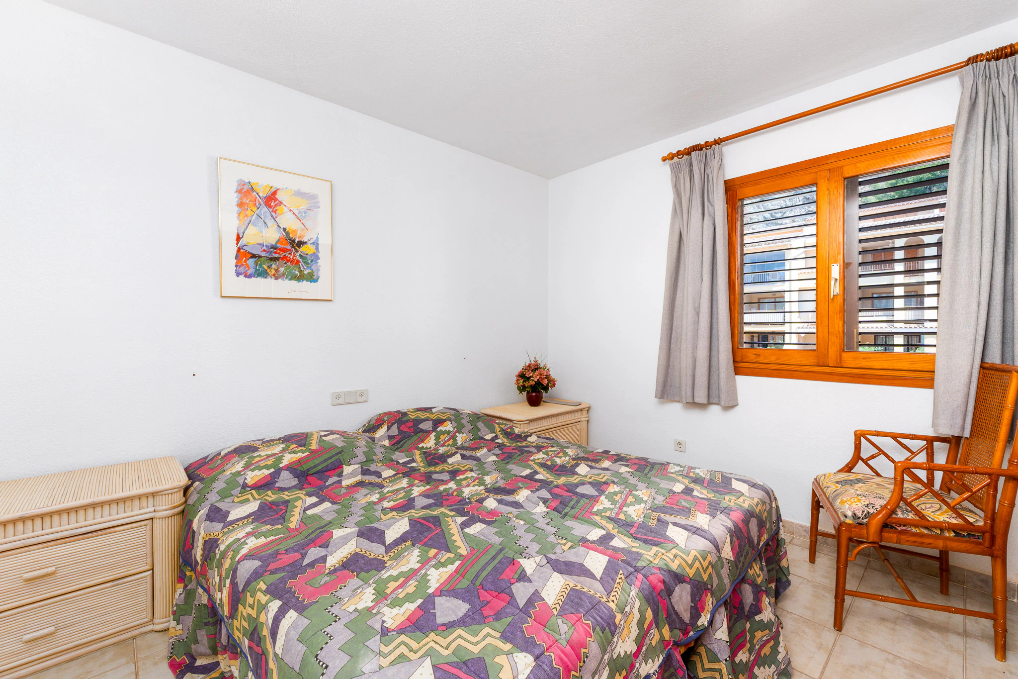 Atemberaubende Wohnung mit Meerblick im Herzen der Marina Campomanes