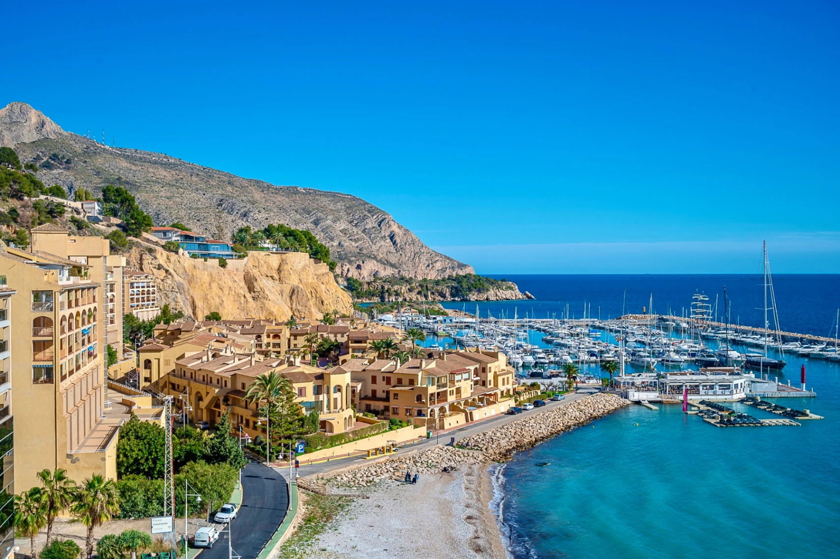 Penthouse for Sale in Altea Mascarat With Gigantic Terrace and Breathtaking Seaviews