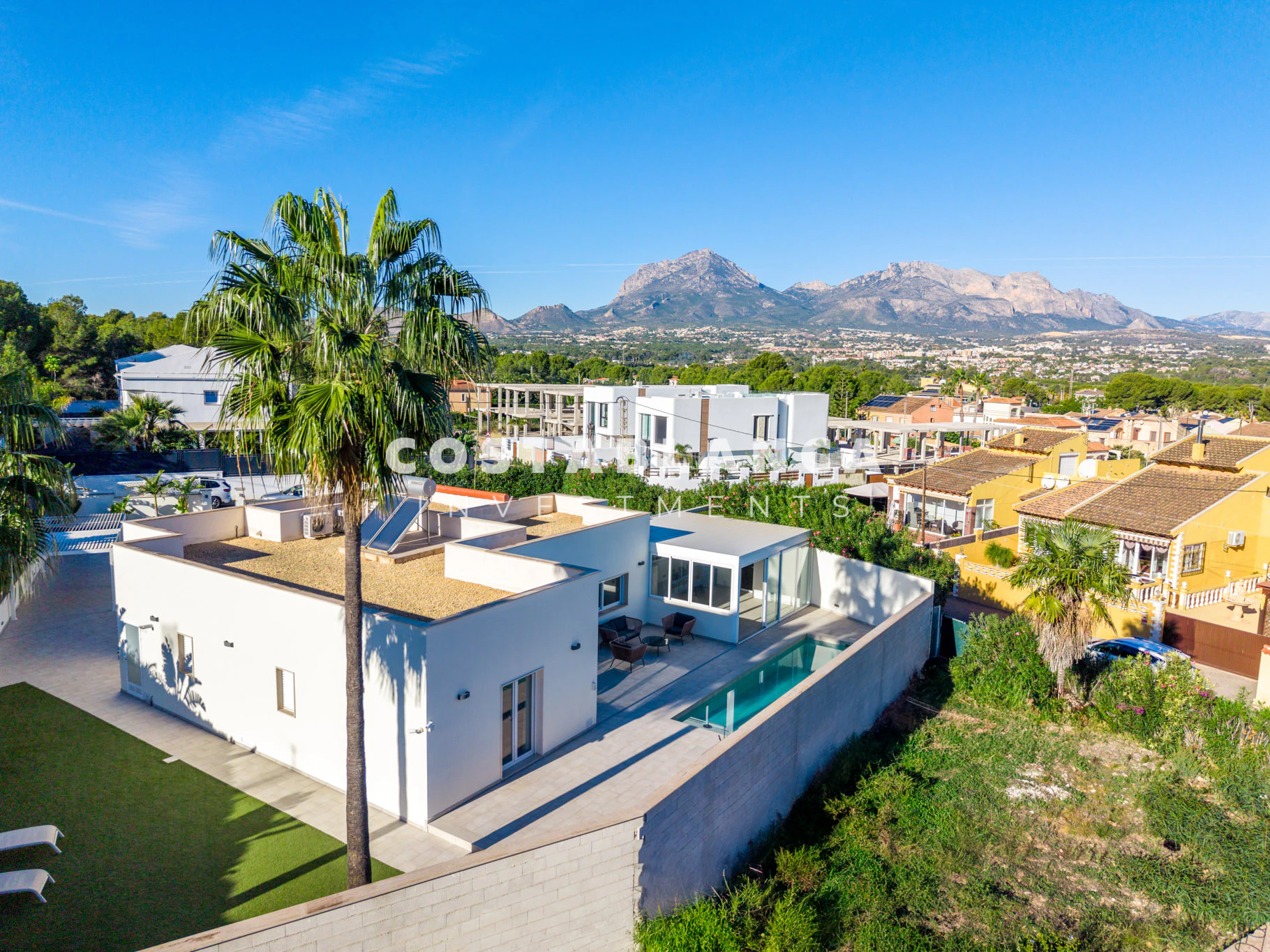 Stunning Move In Ready Villa for sale in Albir