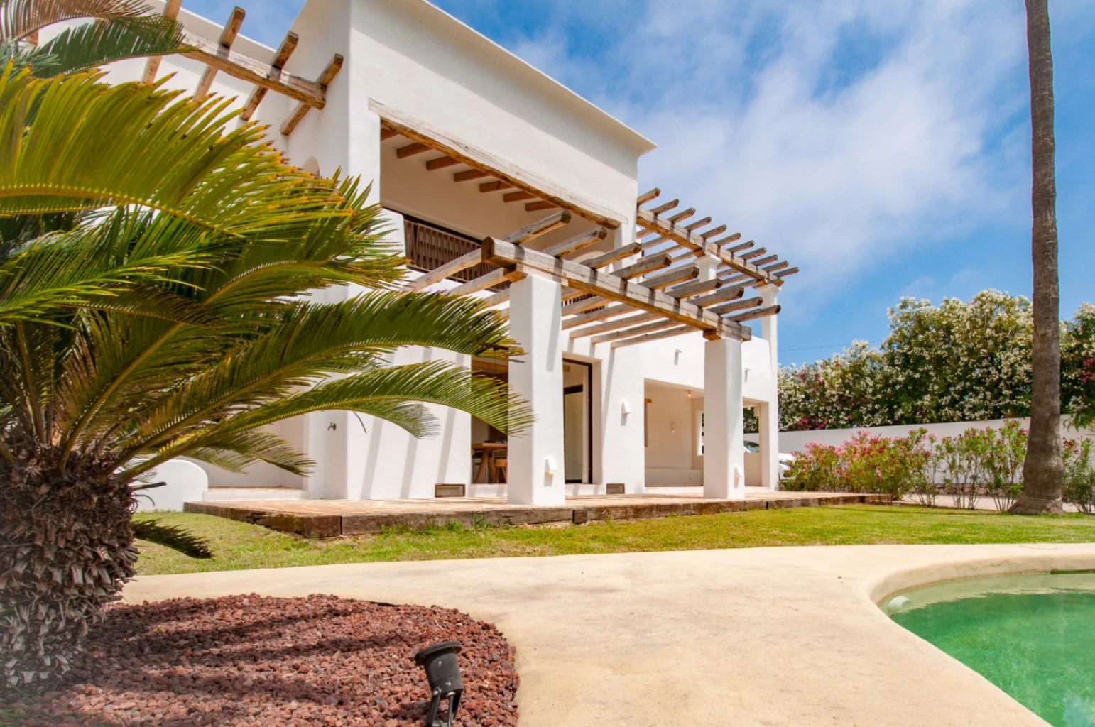 Luxe designvilla te koop in San Jaime – Benissa