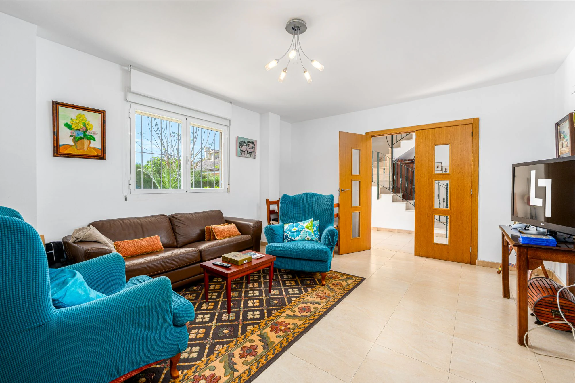 VILLA SPACIEUSE RÉNOVÉE À LA NUCIA AVEC PISCINE ET EXCELLENTS ESPACES EXTERIEURS À VENDRE À LA NUCIA