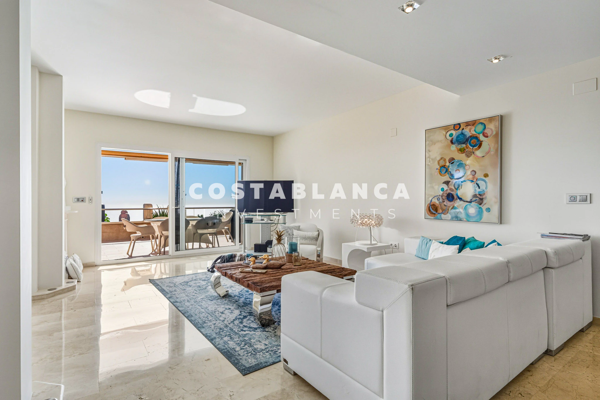 Luksusowe mieszkanie z panoramicznymi widokami i tarasem w Altea Hills