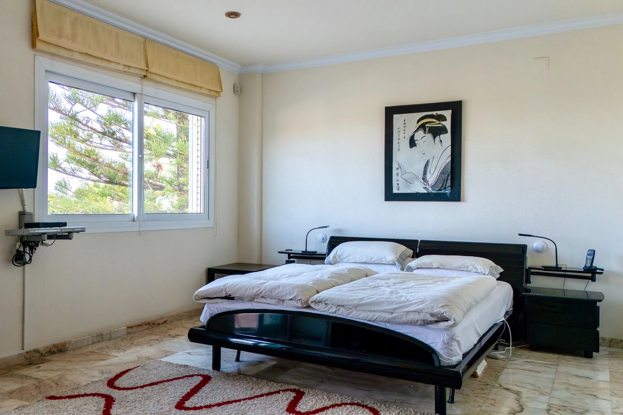 Stunning Villa Retreat Surrounded by Nature with Breathtaking Open Views for Sale In Callosa