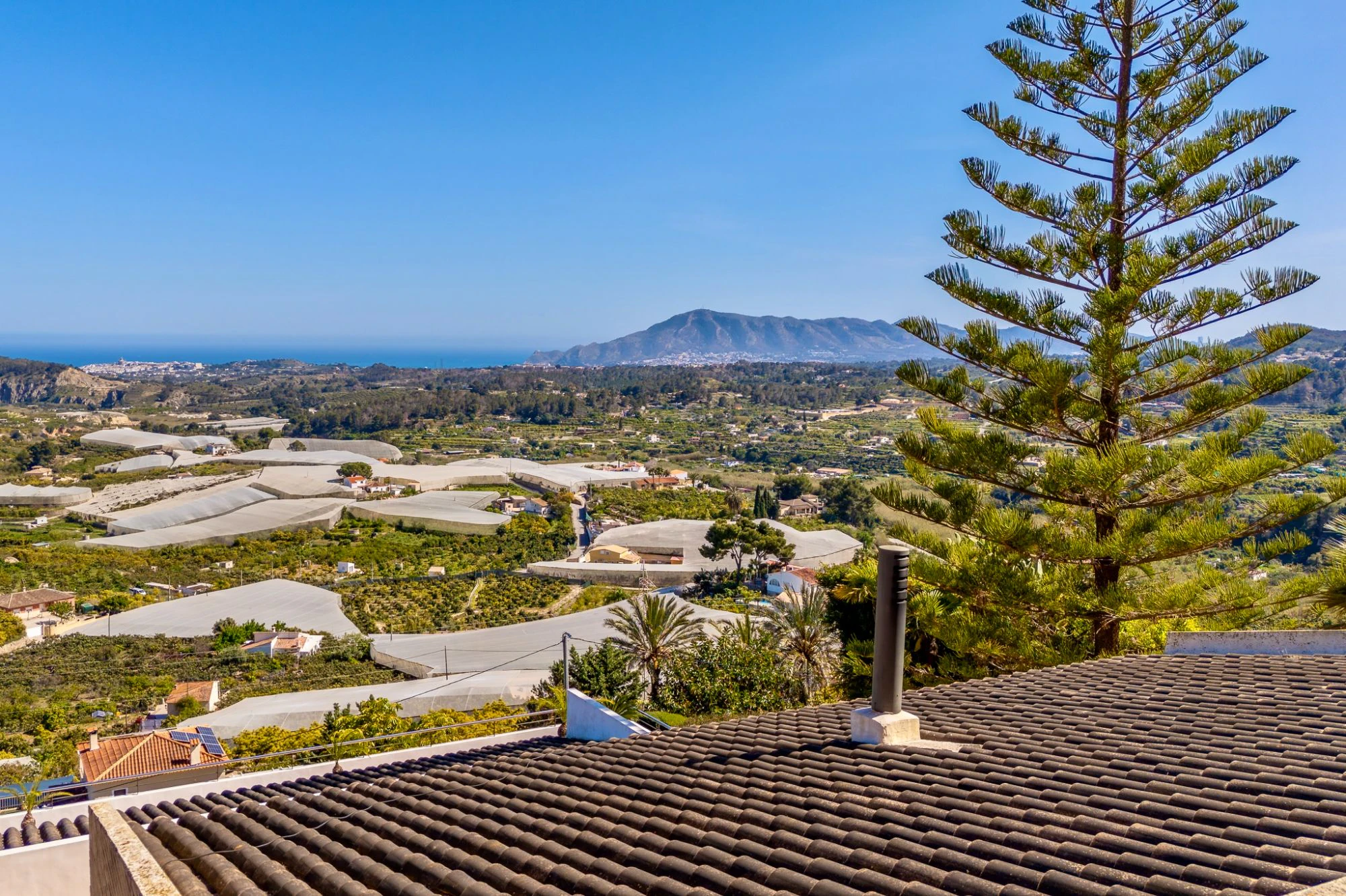 Stunning Villa Retreat Surrounded by Nature with Breathtaking Open Views for Sale In Callosa