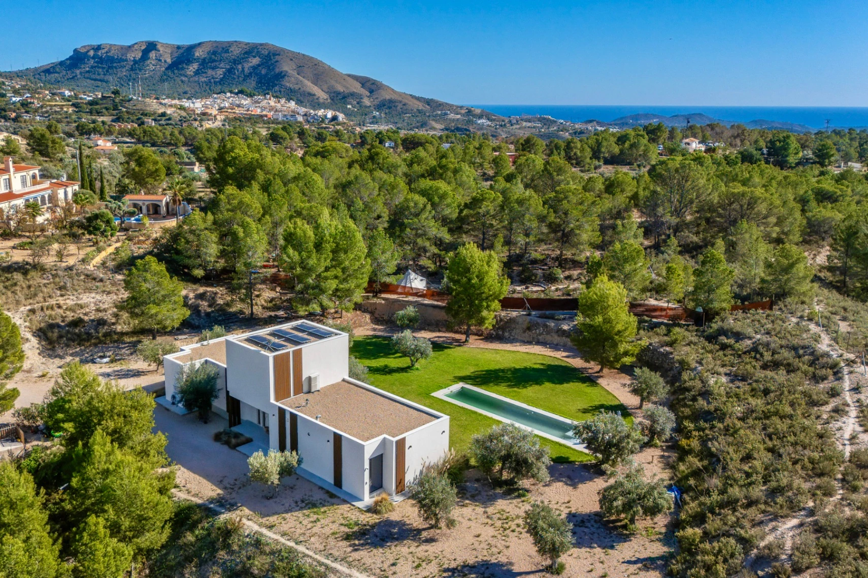 Luxury Modern Finca with Privacy and Nature