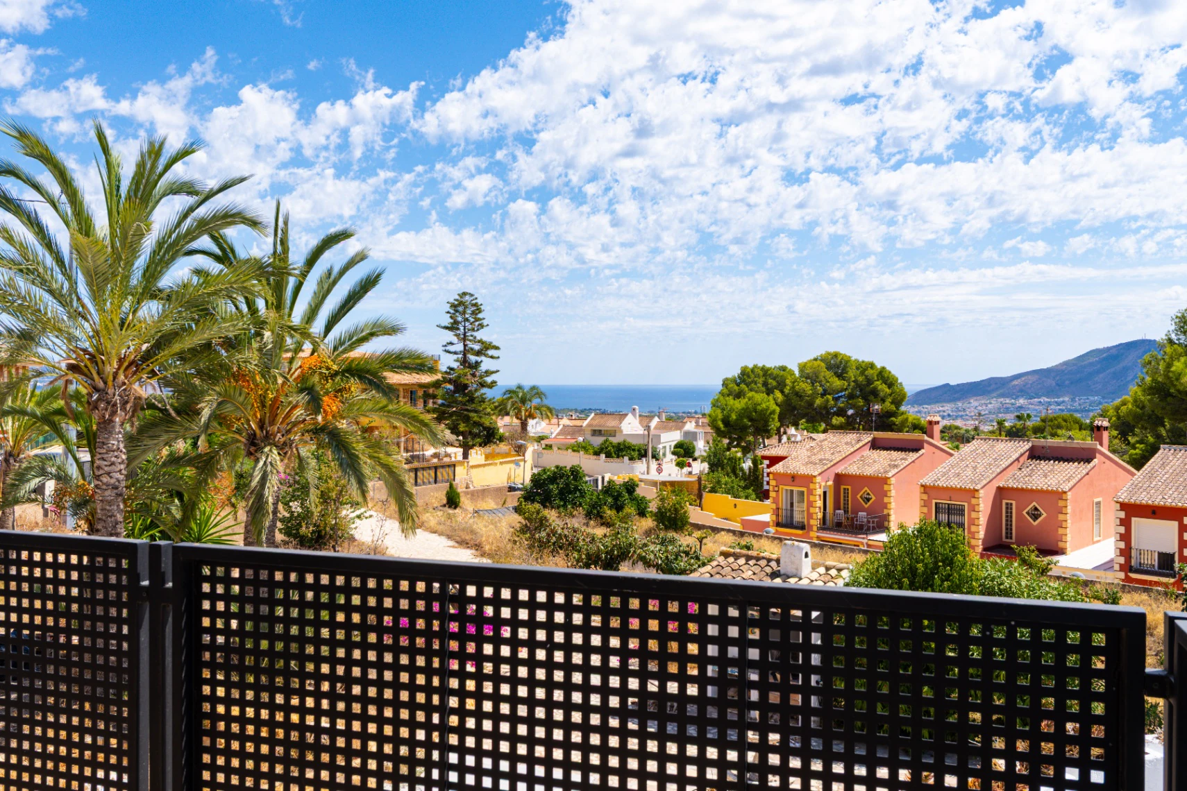 Spacious Modern Villa for sale in La Nucia with Large Plot and Views