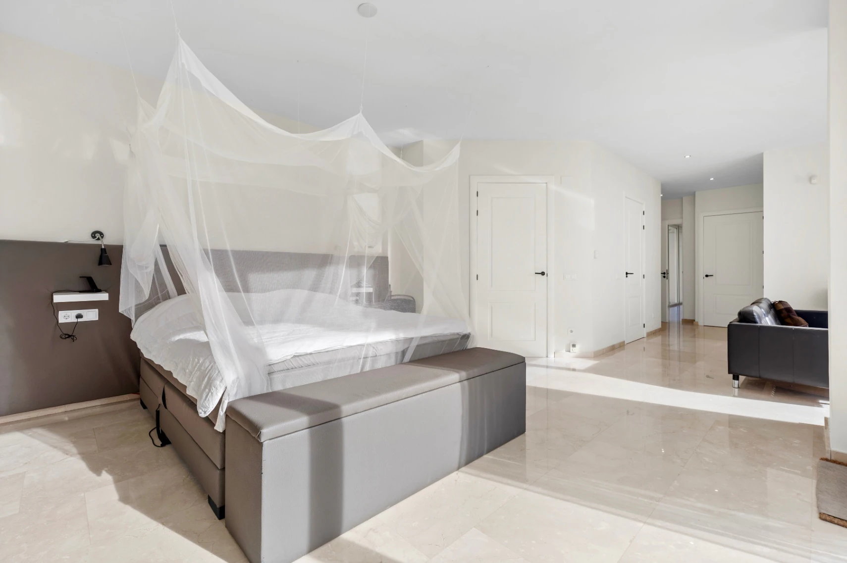 Luxe villa met 7 slaapkamers te koop in Altea met panoramisch uitzicht