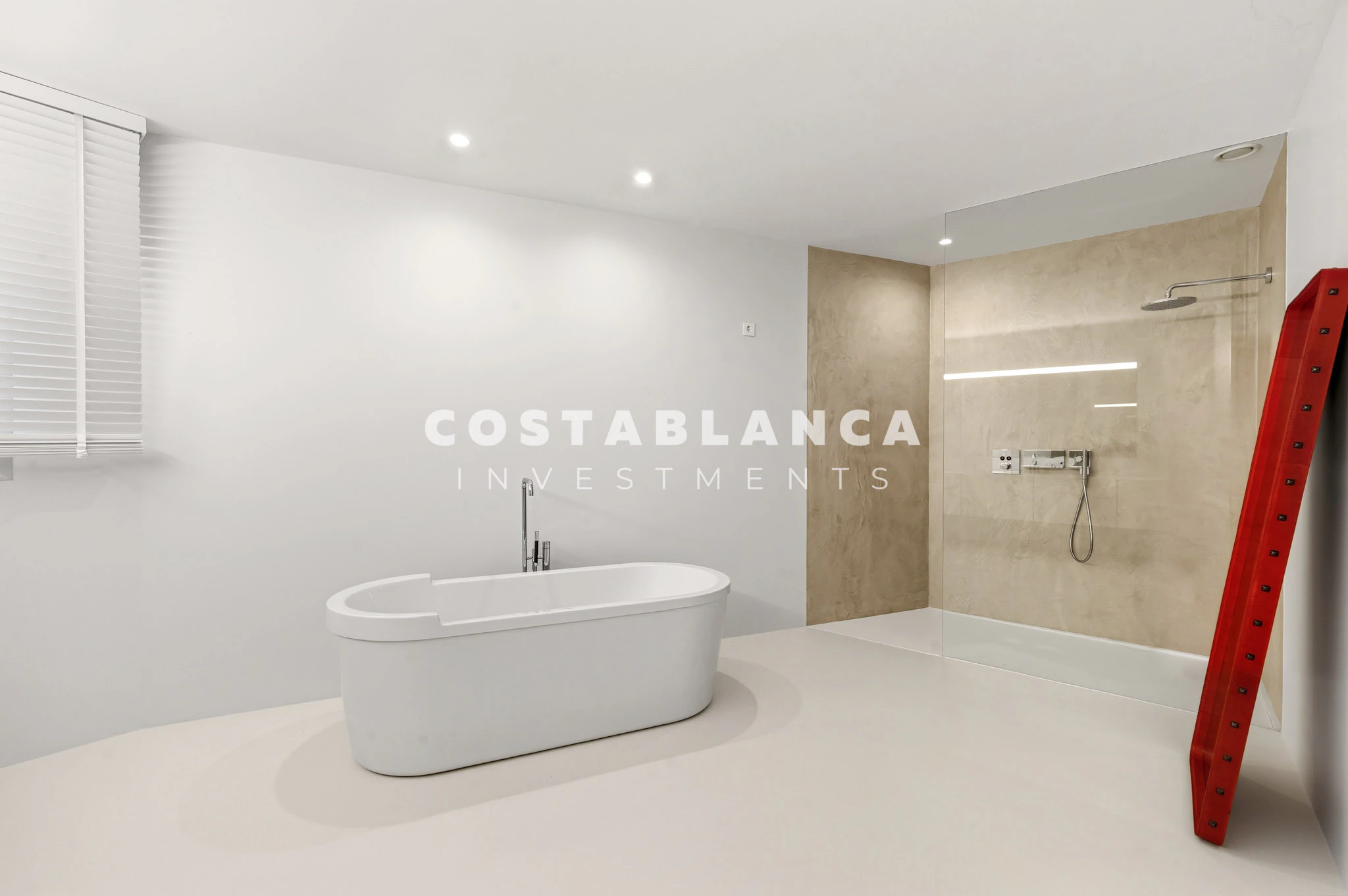 Luxury Penthouse with Panoramic Sea & Mountain Views for sale in Altea La Vella