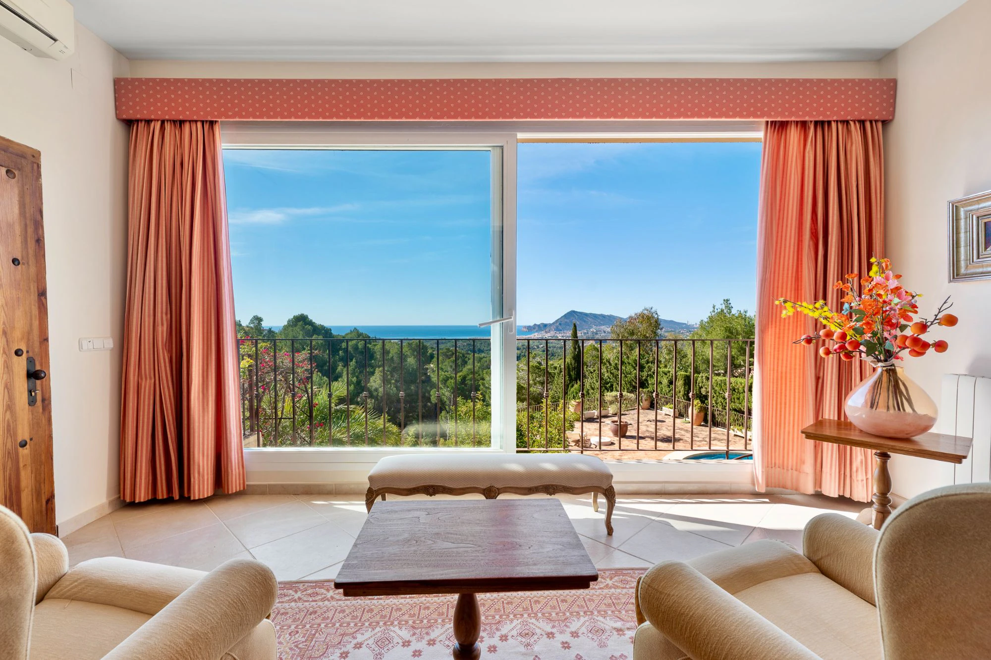 Villa avec vue sur la mer à vendre à Altea