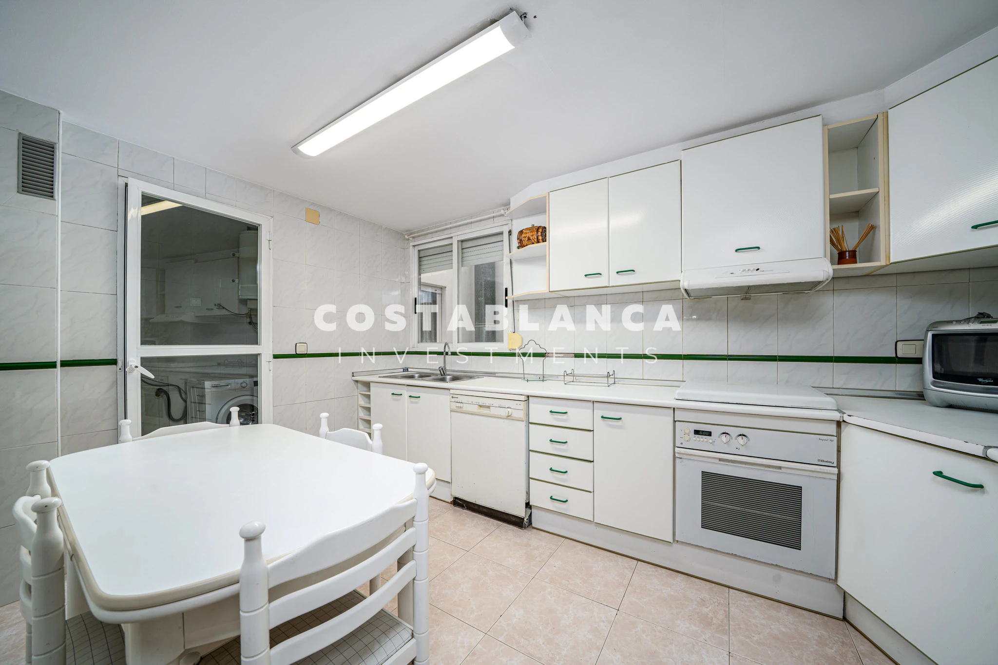 High Ceiling Apartment for sale in Alfaz del Pi