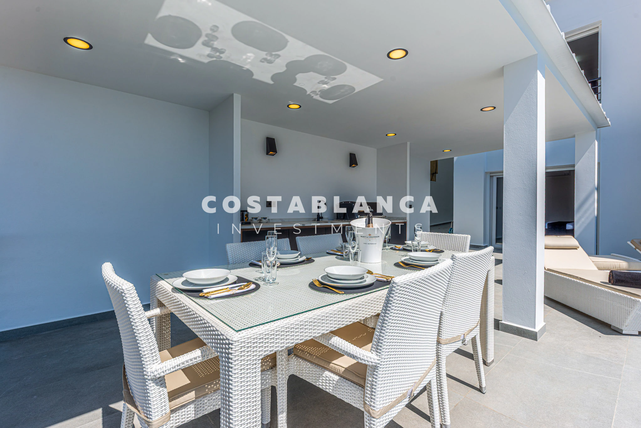 Designer Villa met Infinity Uitzichten over de Costa Blanca Te Koop In Altea Hills
