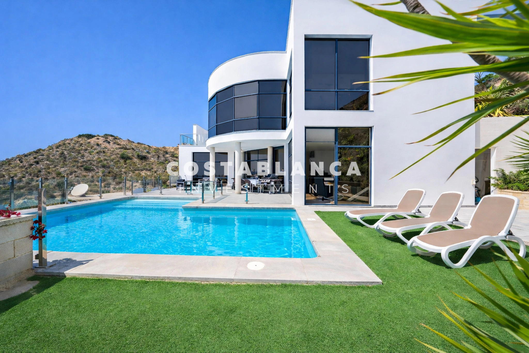 Modern Sea View Villa with Heated Pool and Panoramic Views for sale in Campello