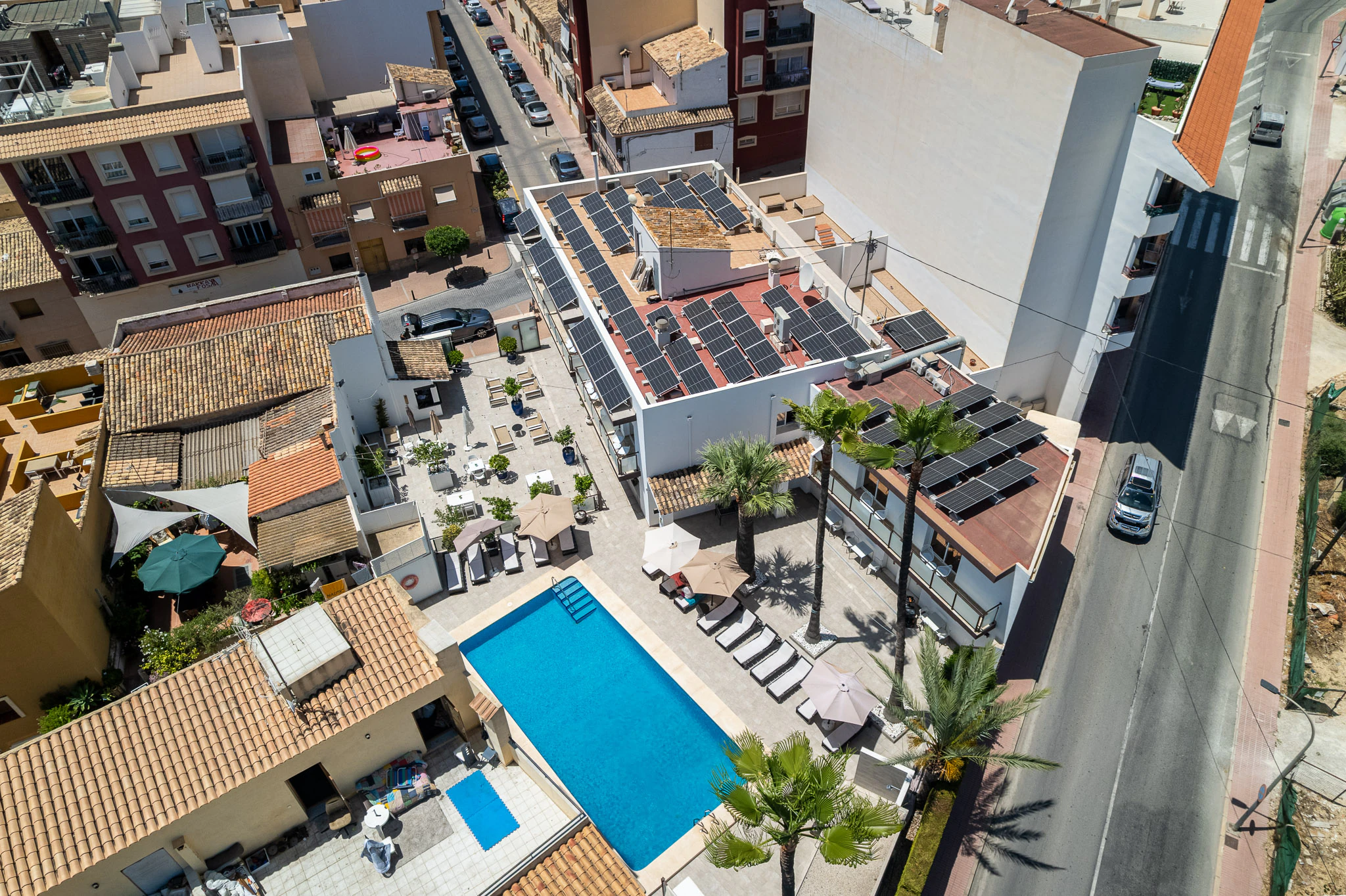 Hôtel-boutique avec vue sur la mer et permis de construire au cœur d'Alfàs del Pi