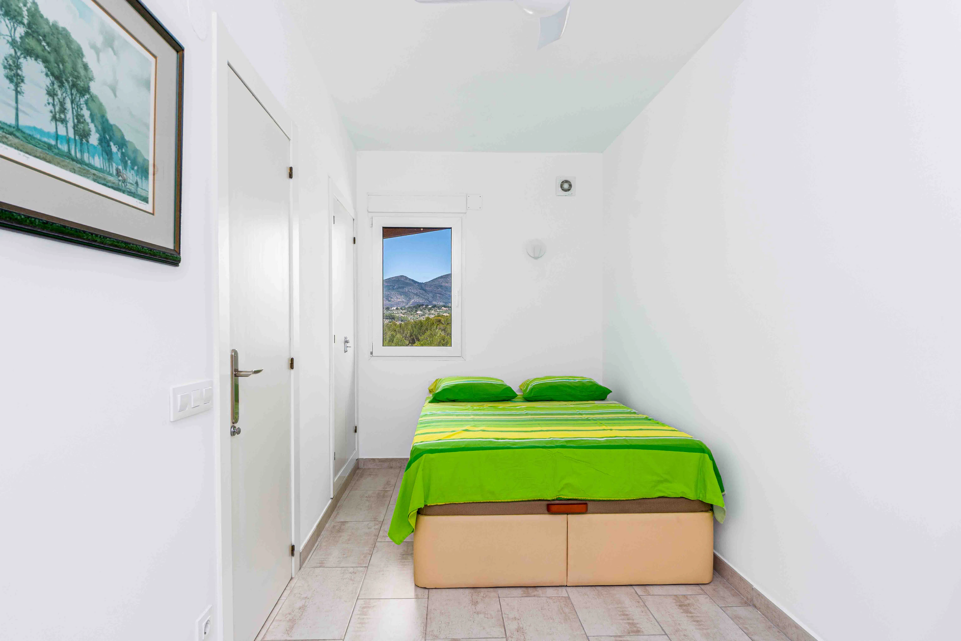 Willa na sprzedaż w Calpe na działce prawie 6 000 m² z kortem tenisowym