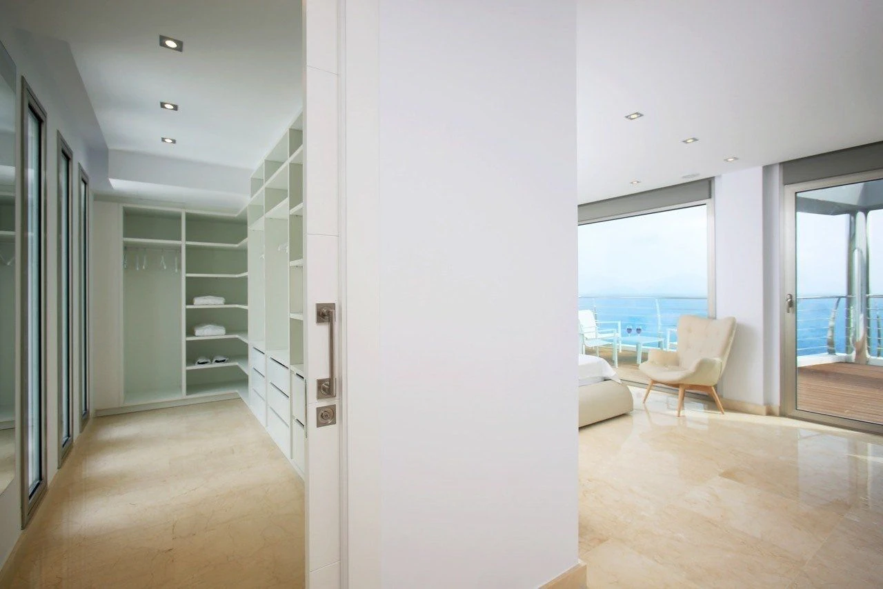 Chalet de lujo en primera línea en venta en Altea